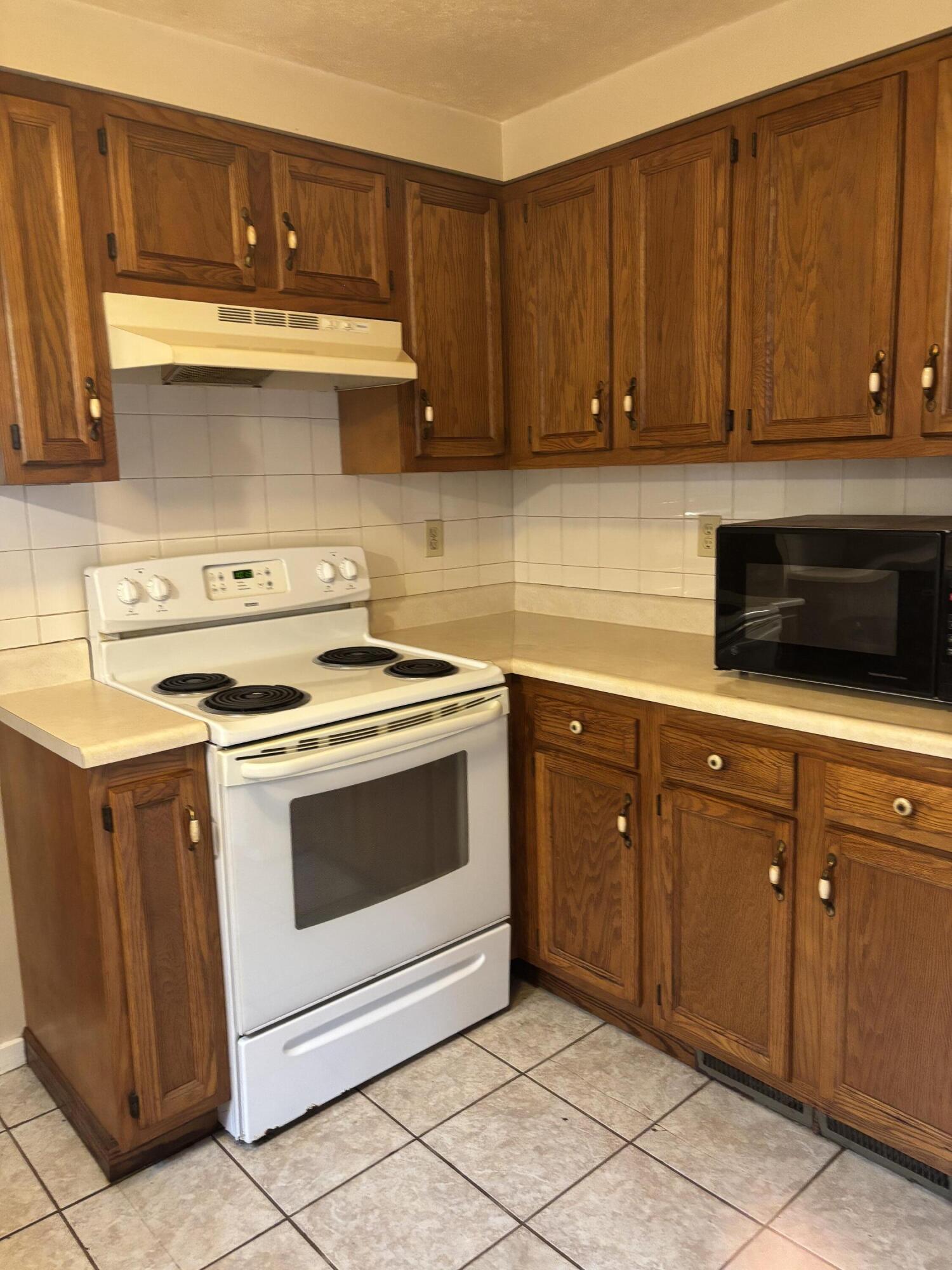 120 Lakewood, Saint Marys, Ohio 45885