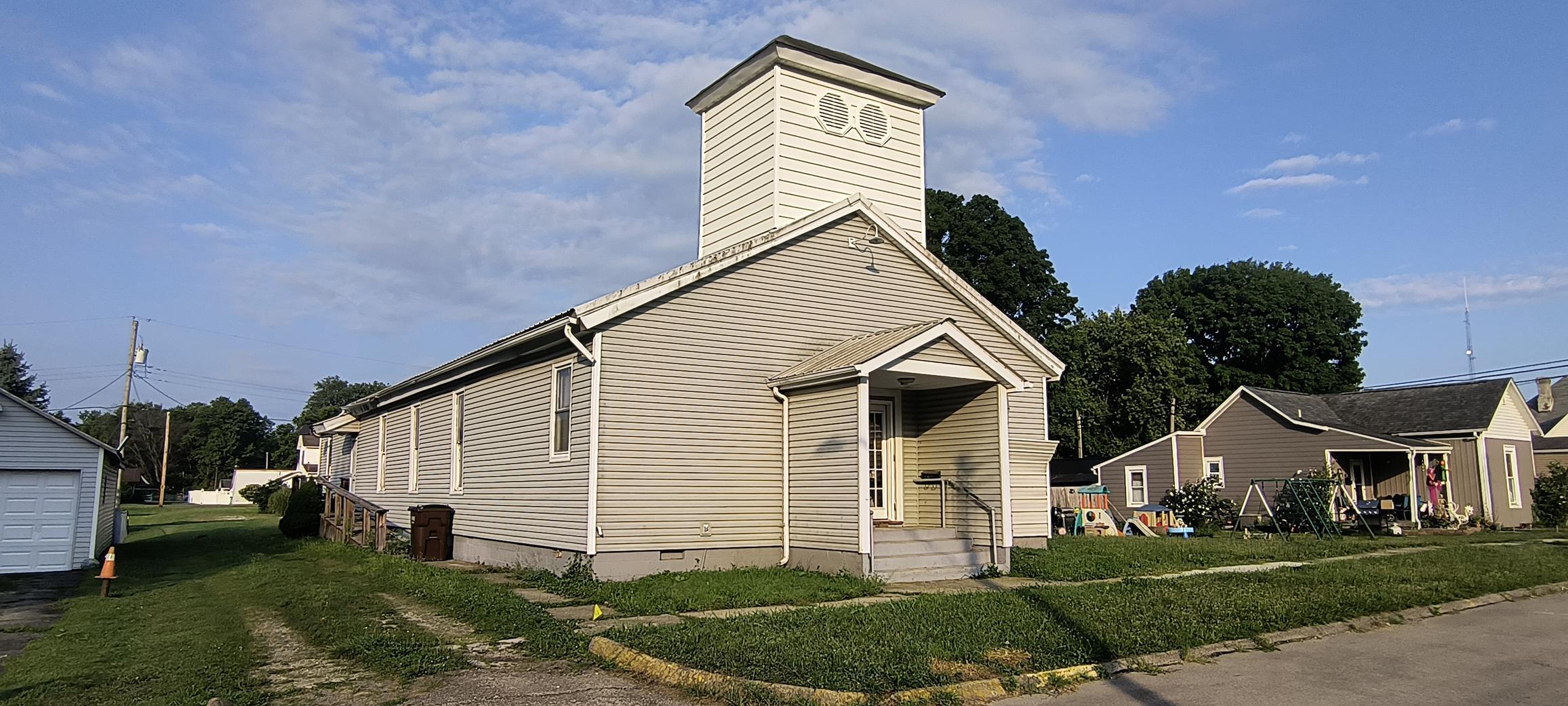 23 Maple, Jeffersonville, Ohio 43128