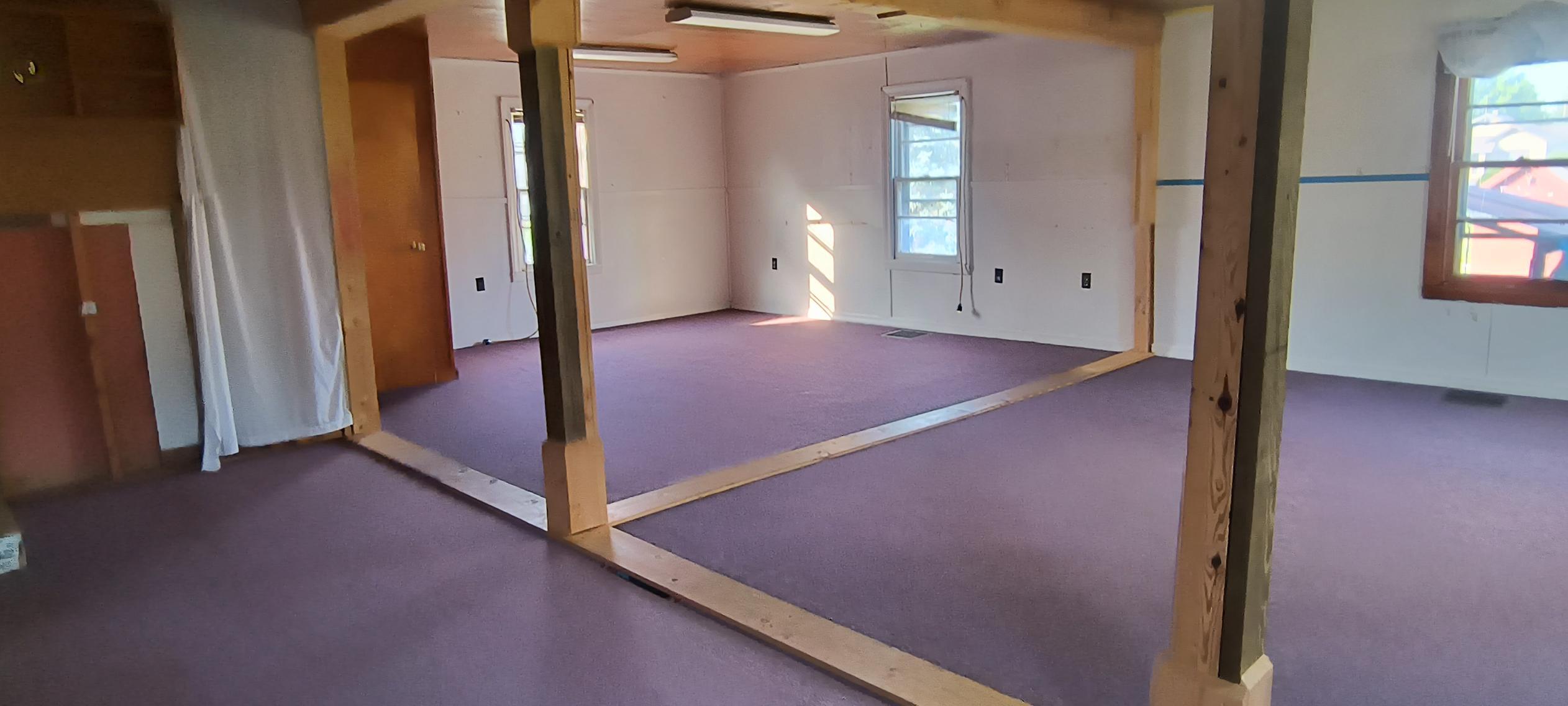23 Maple, Jeffersonville, Ohio 43128