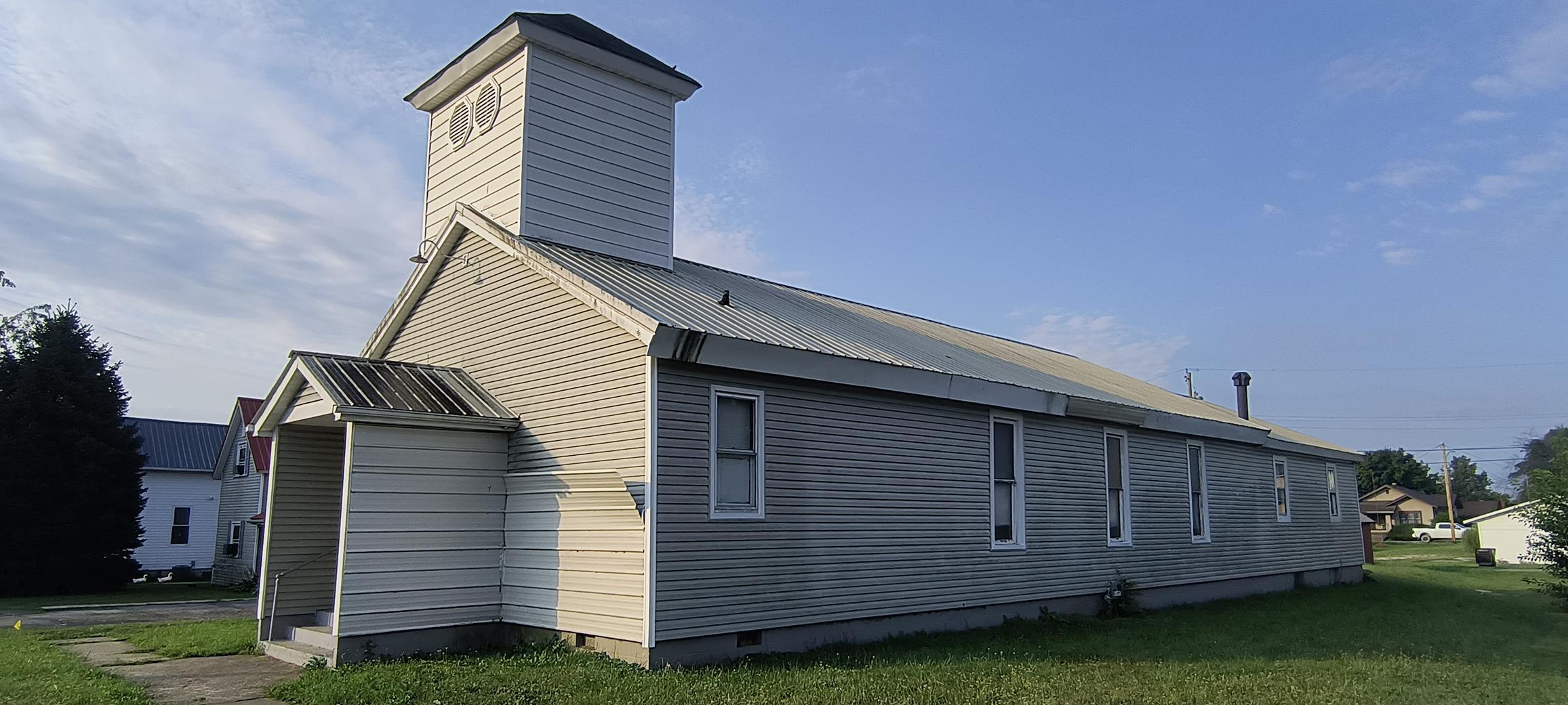 23 Maple, Jeffersonville, Ohio 43128