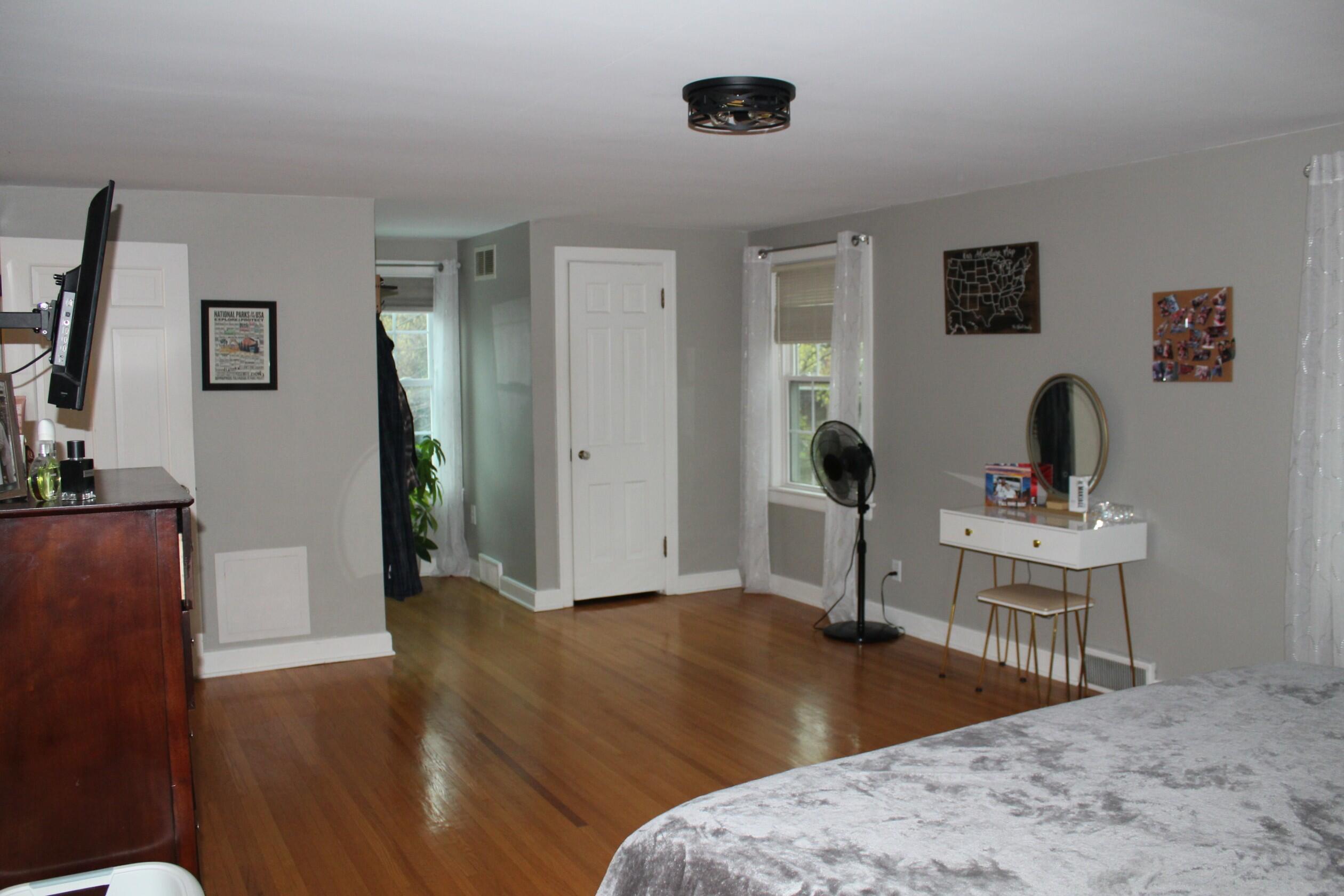 1800 Pembrook, Springfield, Ohio 45504