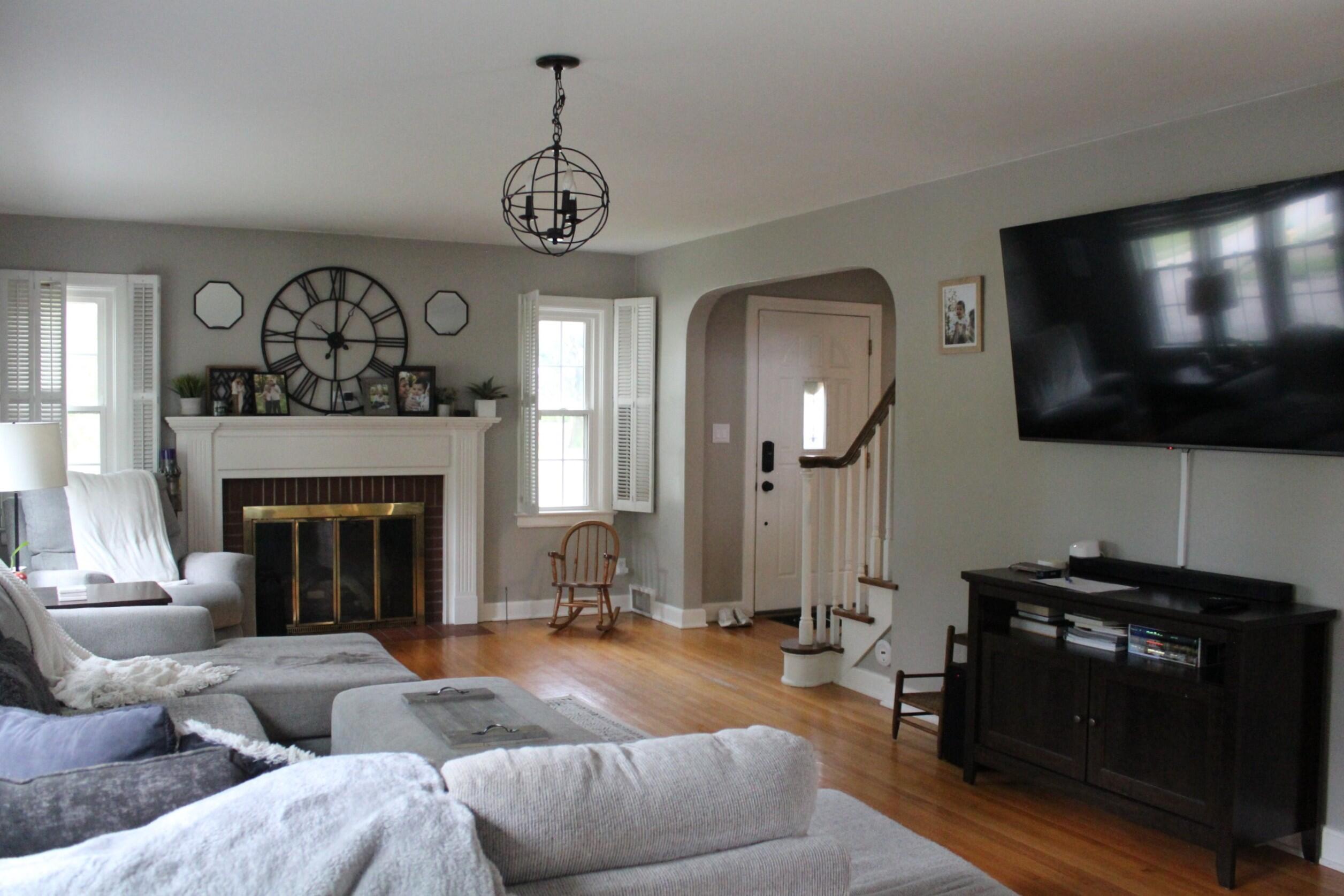 1800 Pembrook, Springfield, Ohio 45504