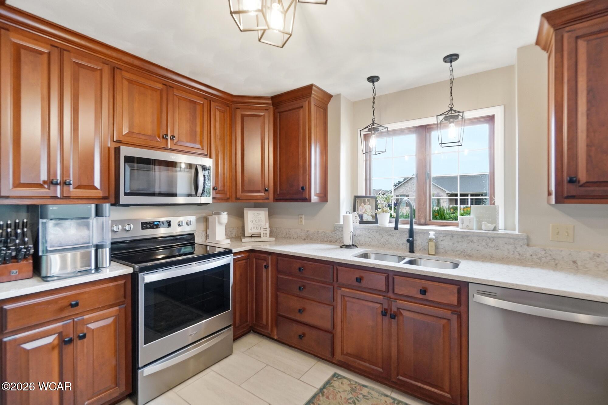 1518 Chancellor Drive, Elida, Ohio