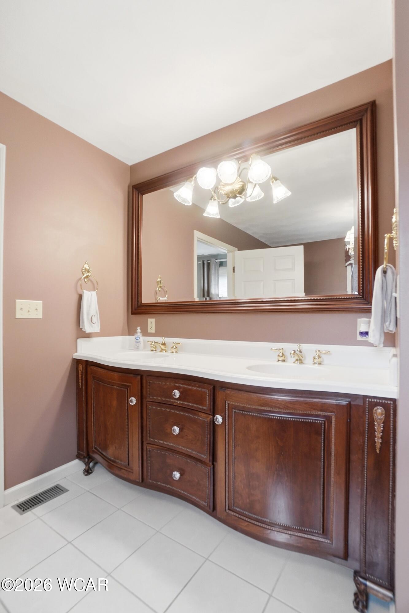 1518 Chancellor Drive, Elida, Ohio
