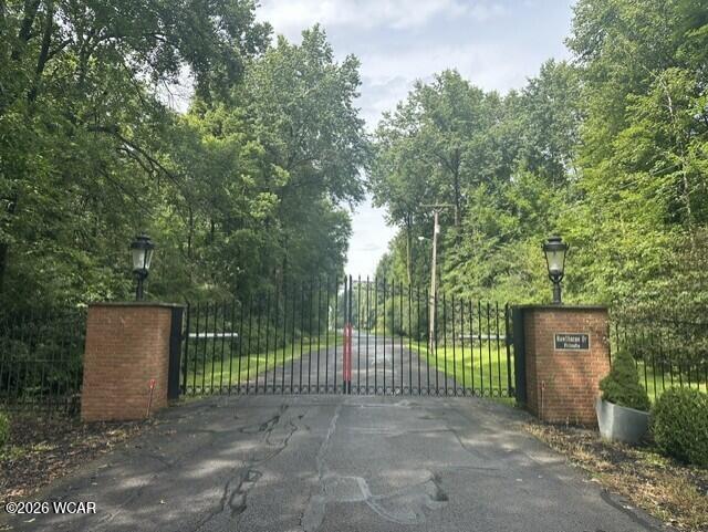 90 Hawthorne Drive, Lima, Ohio