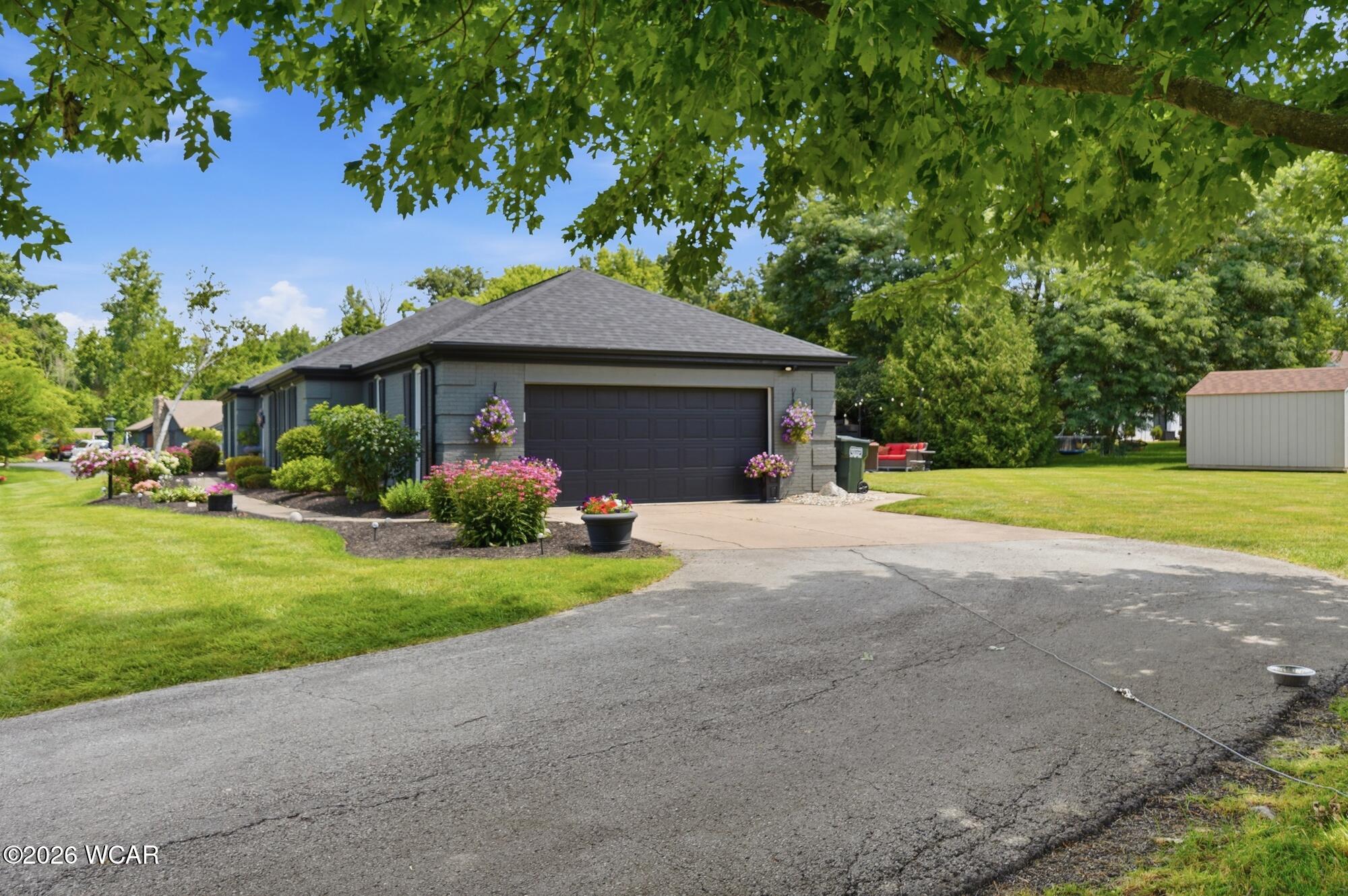 619 Atalan Trail, Lima, Ohio