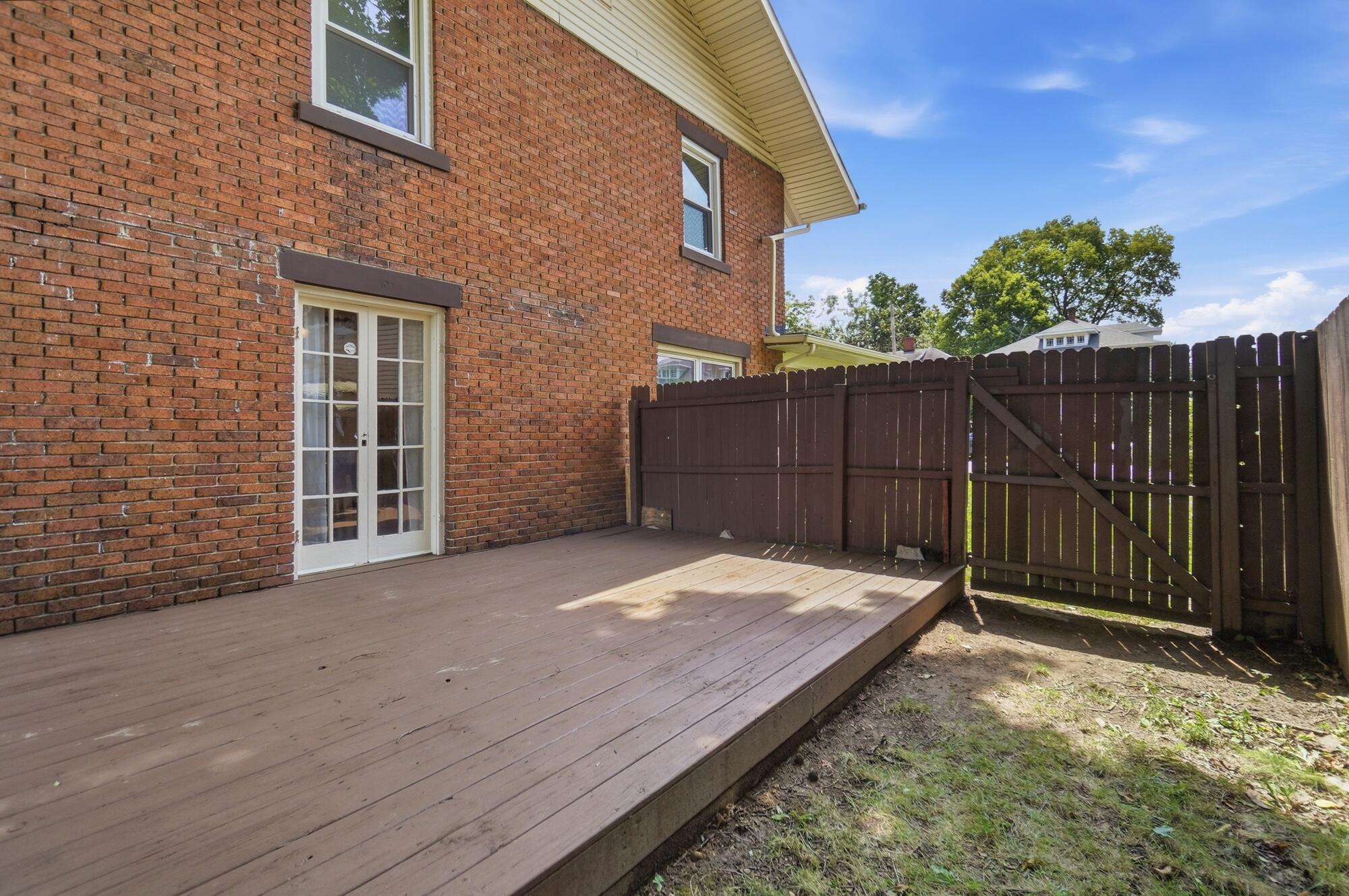 450 Cassilly, Springfield, Ohio 45503