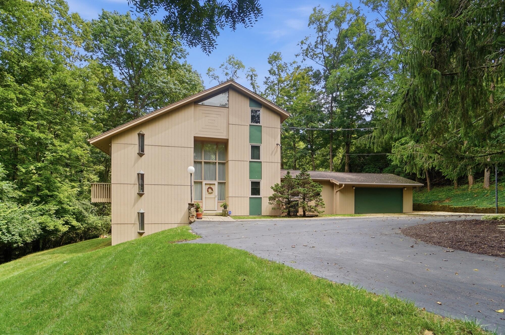 2700 Cardinal, Springfield, Ohio 45502