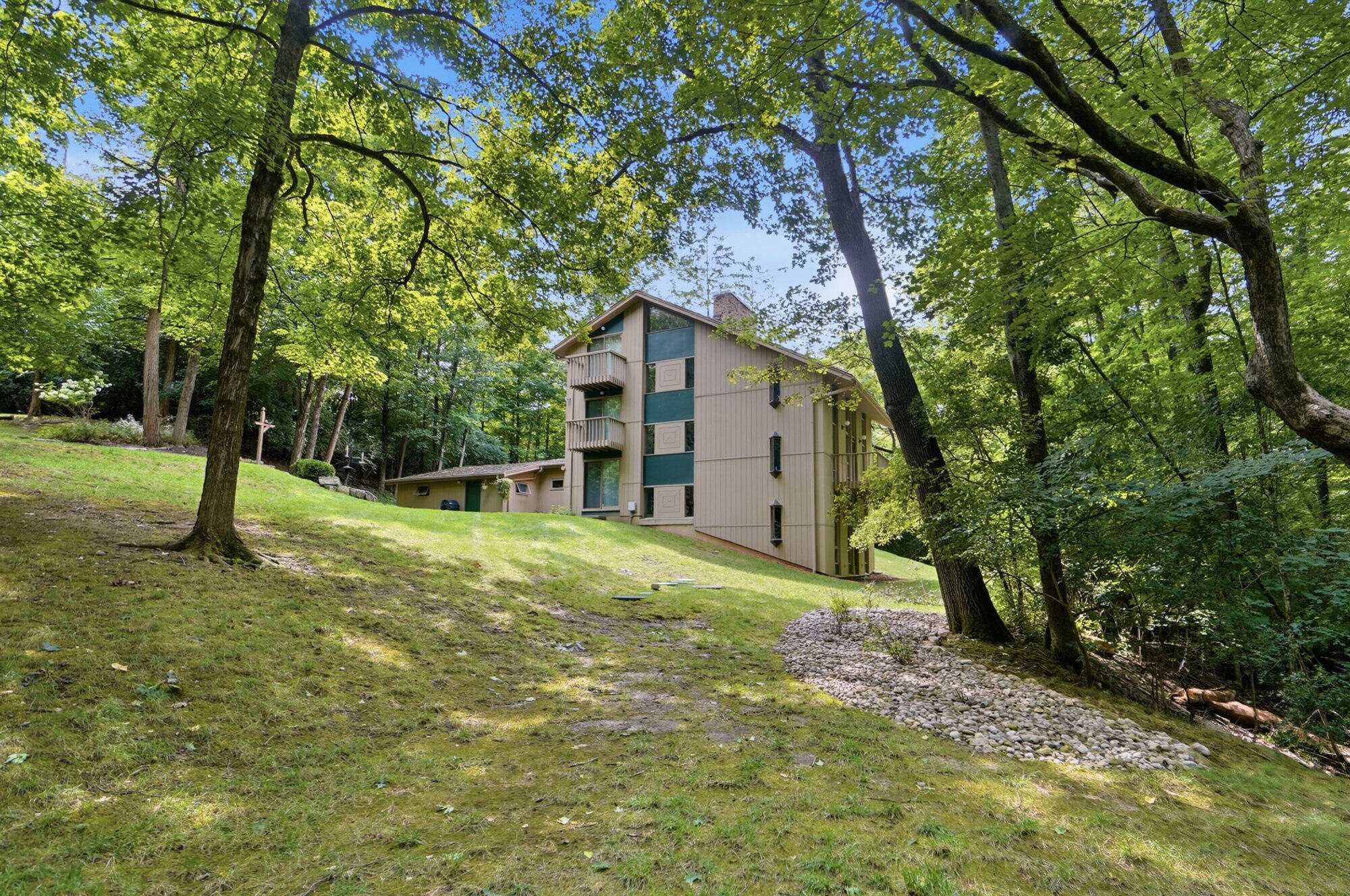 2700 Cardinal, Springfield, Ohio 45502