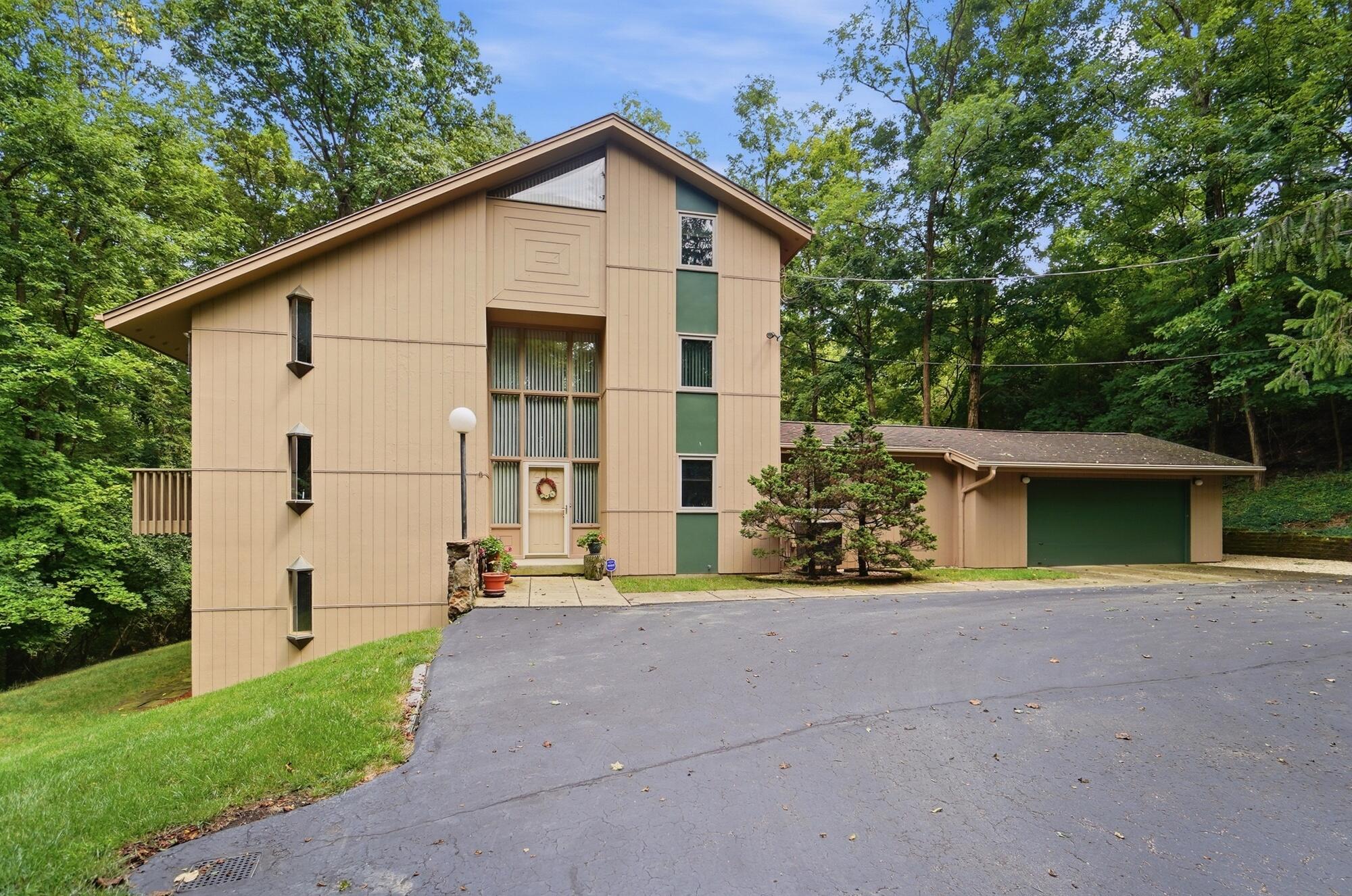 2700 Cardinal, Springfield, Ohio 45502