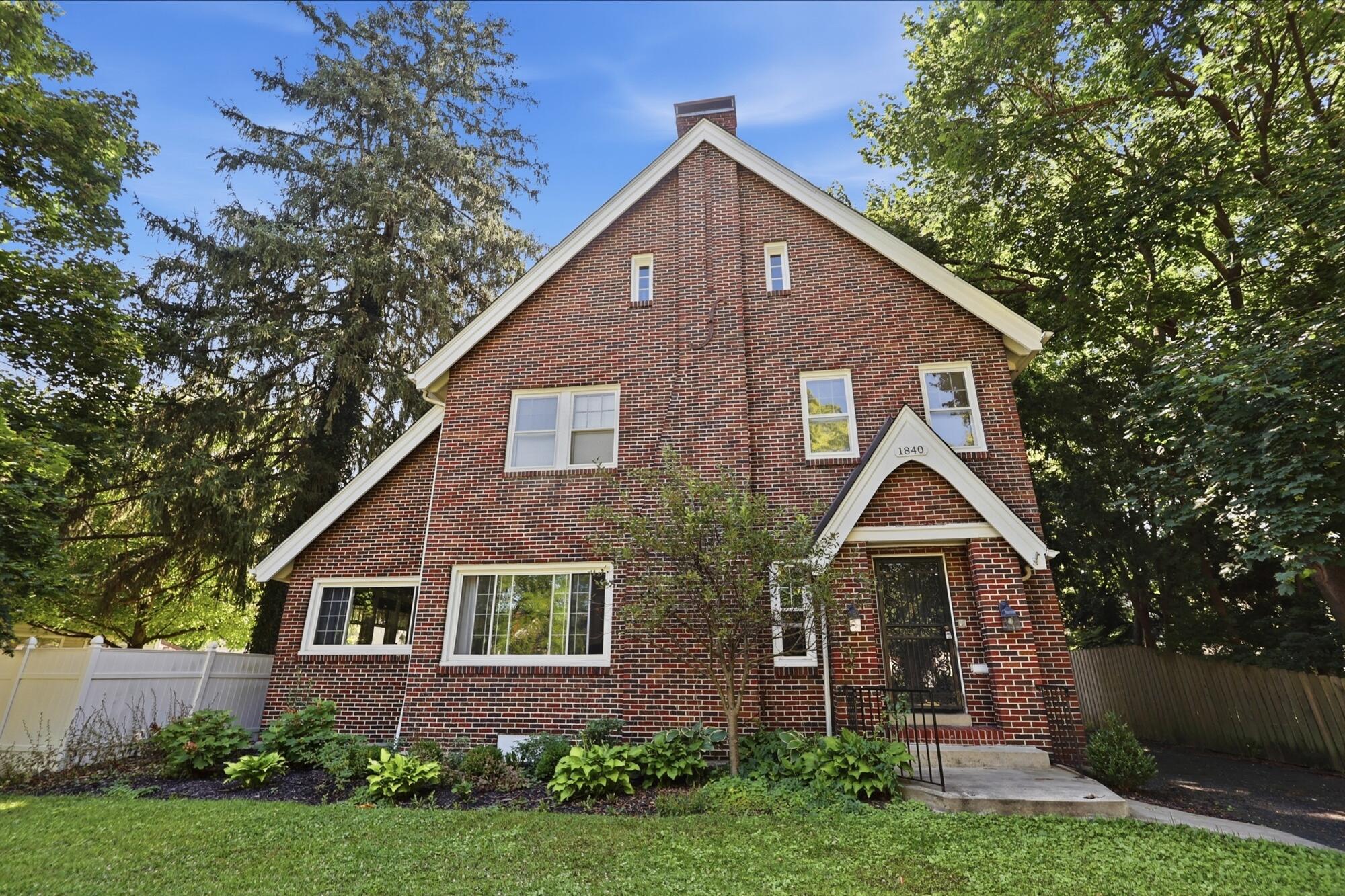 1840 Crescent, Springfield, Ohio 45504