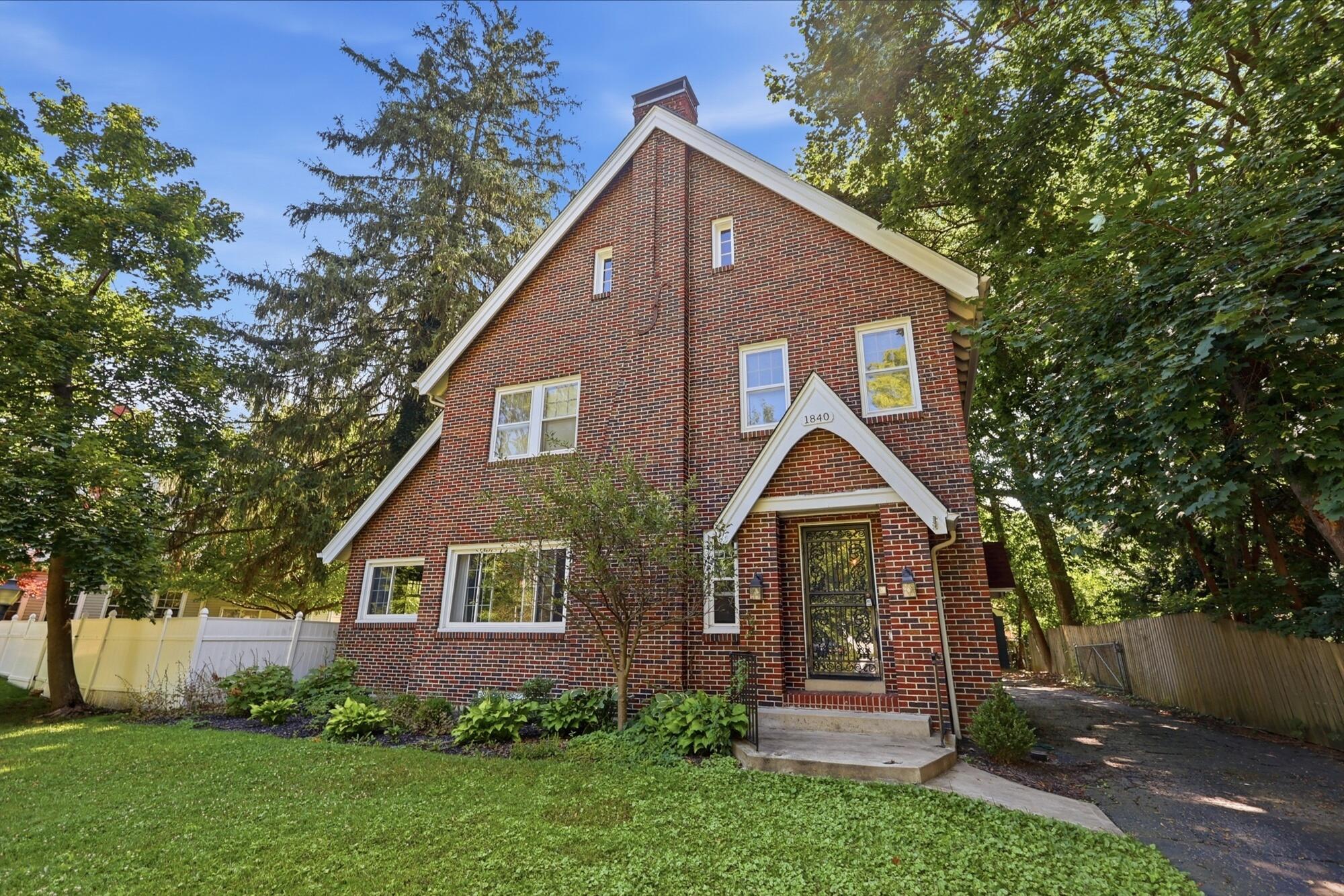 1840 Crescent, Springfield, Ohio 45504