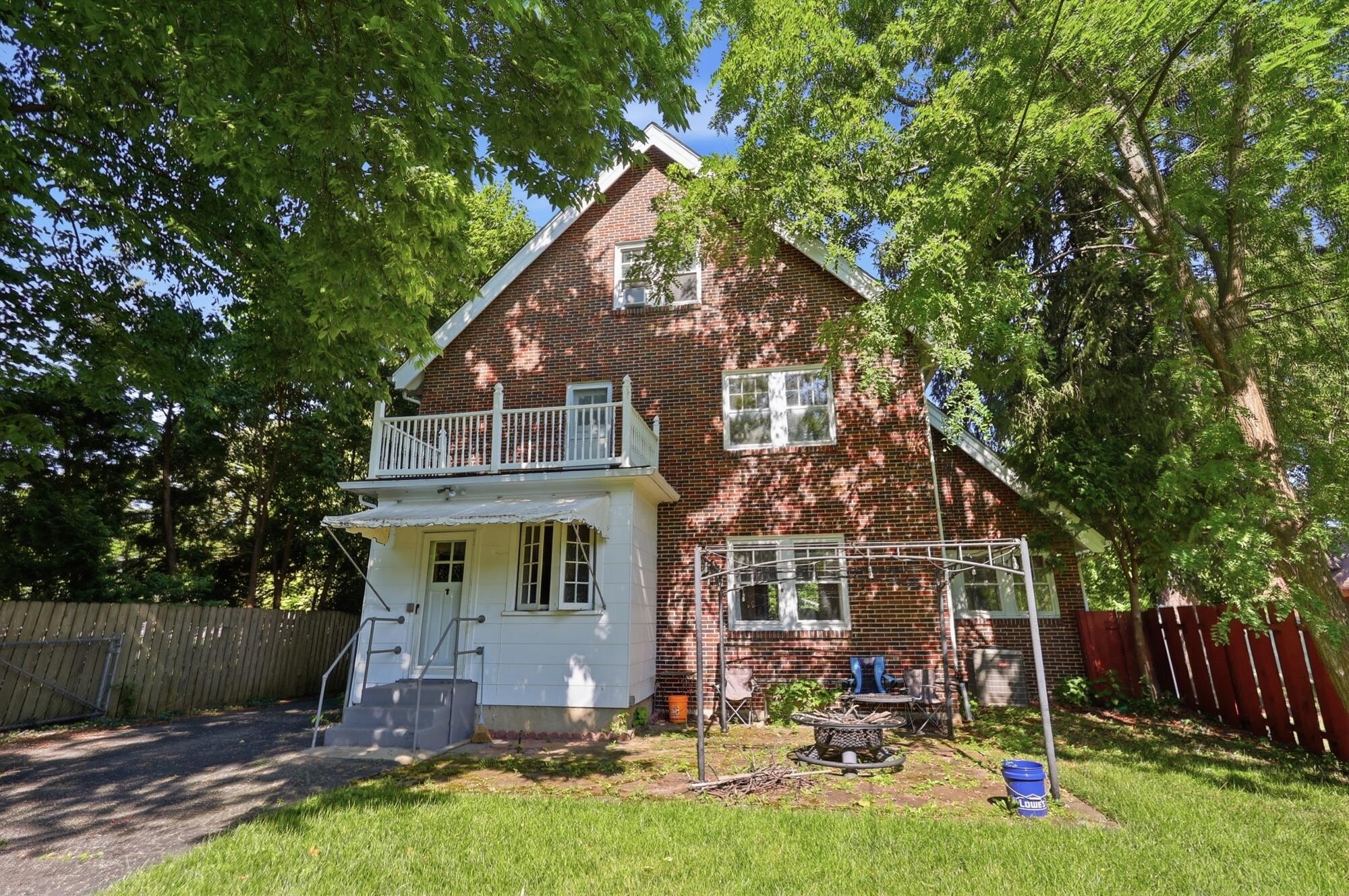 1840 Crescent, Springfield, Ohio 45504