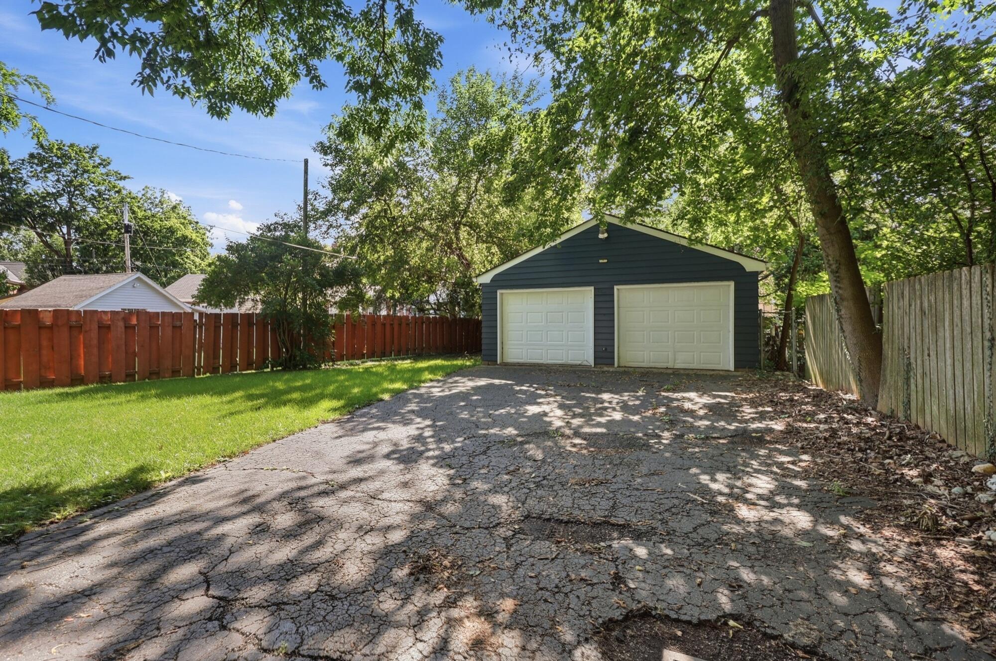 1840 Crescent, Springfield, Ohio 45504