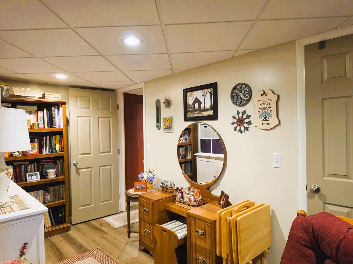 6670 Middle Urbana, Springfield, Ohio 45502