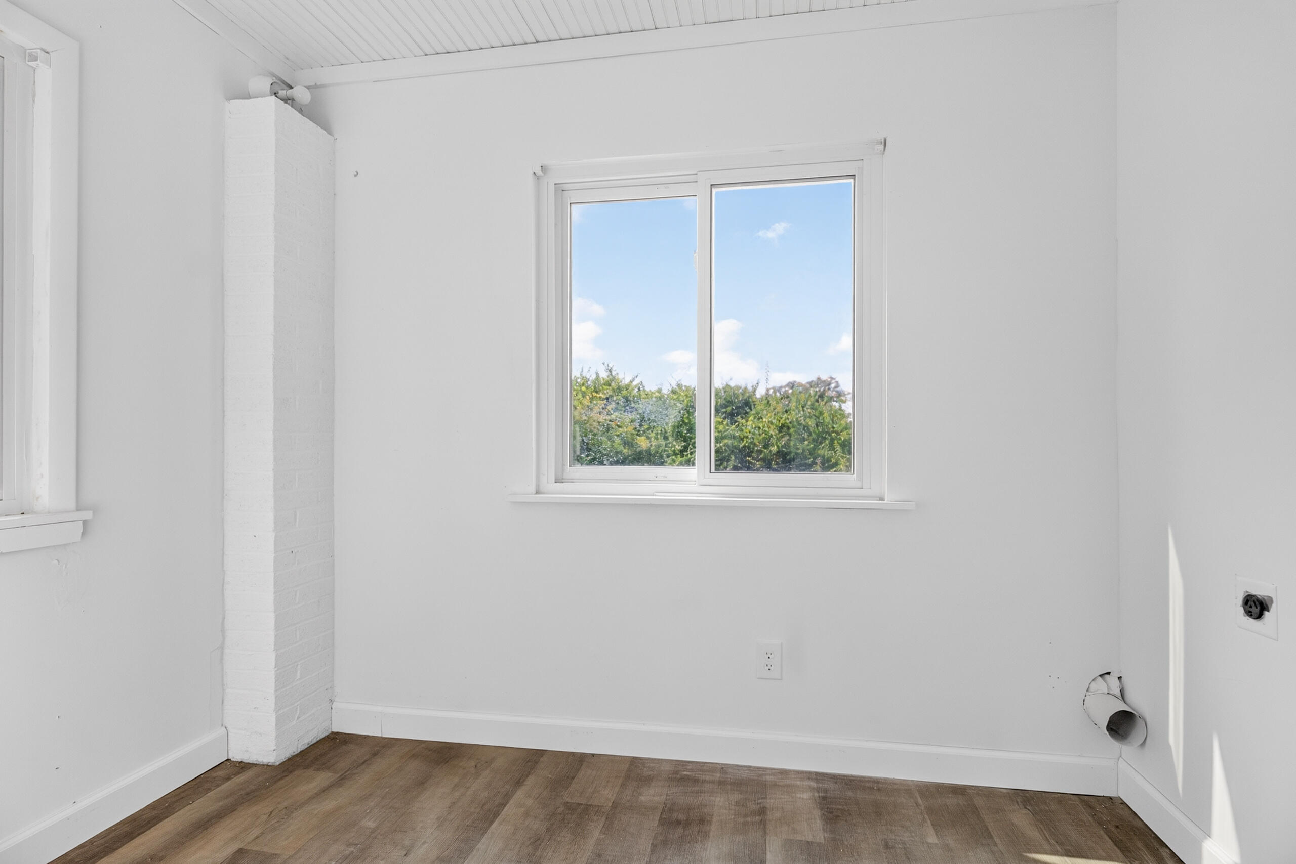 6937 Main, Dayton, Ohio 45415