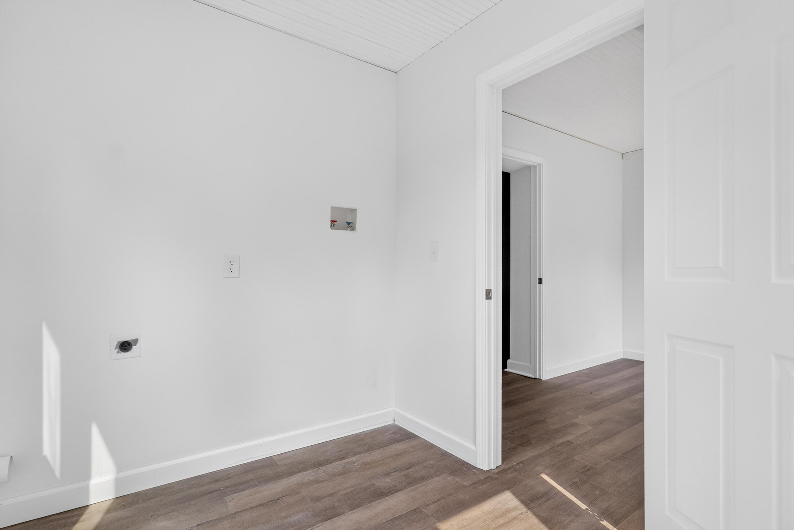 6937 Main, Dayton, Ohio 45415