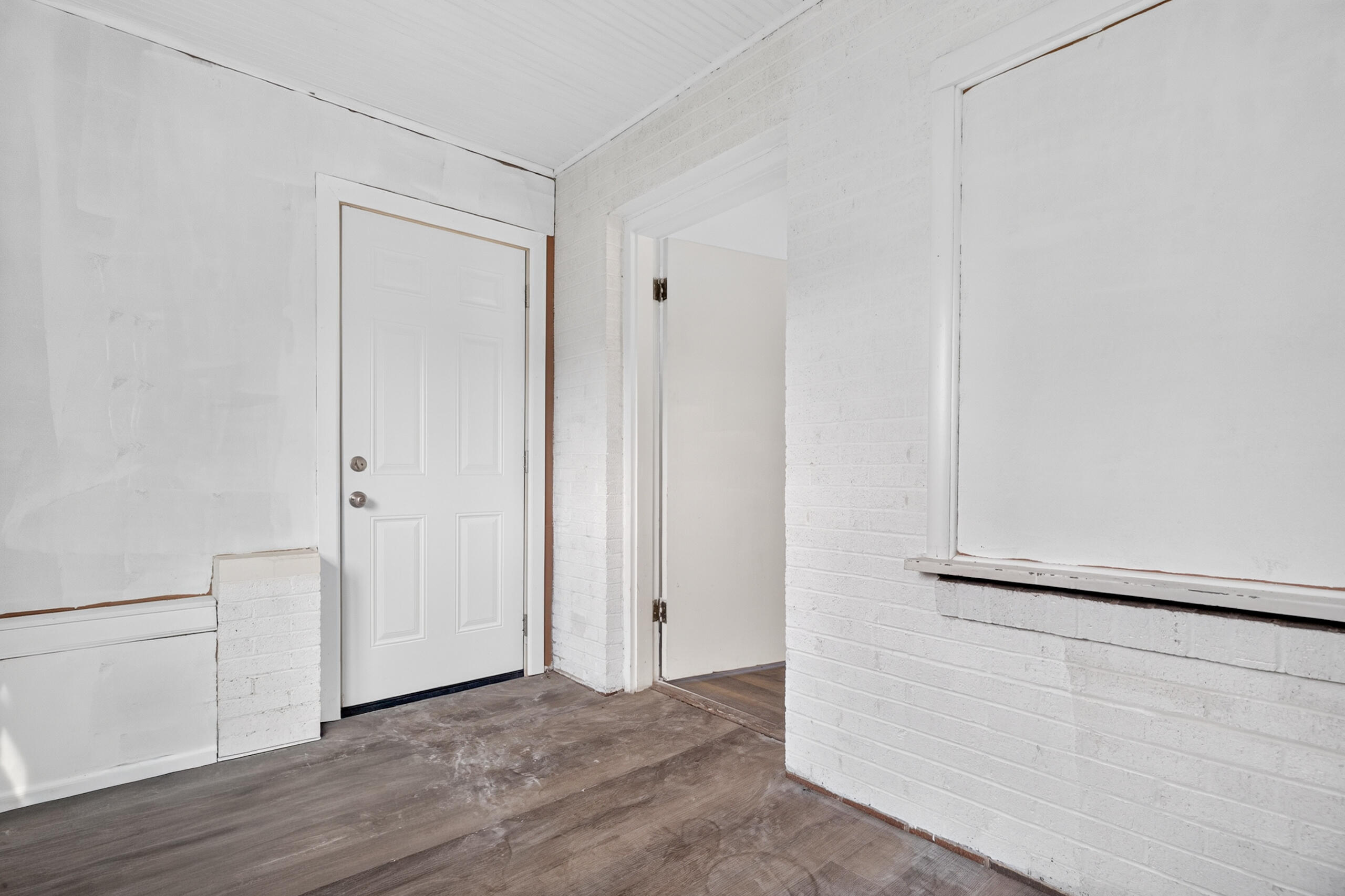6937 Main, Dayton, Ohio 45415