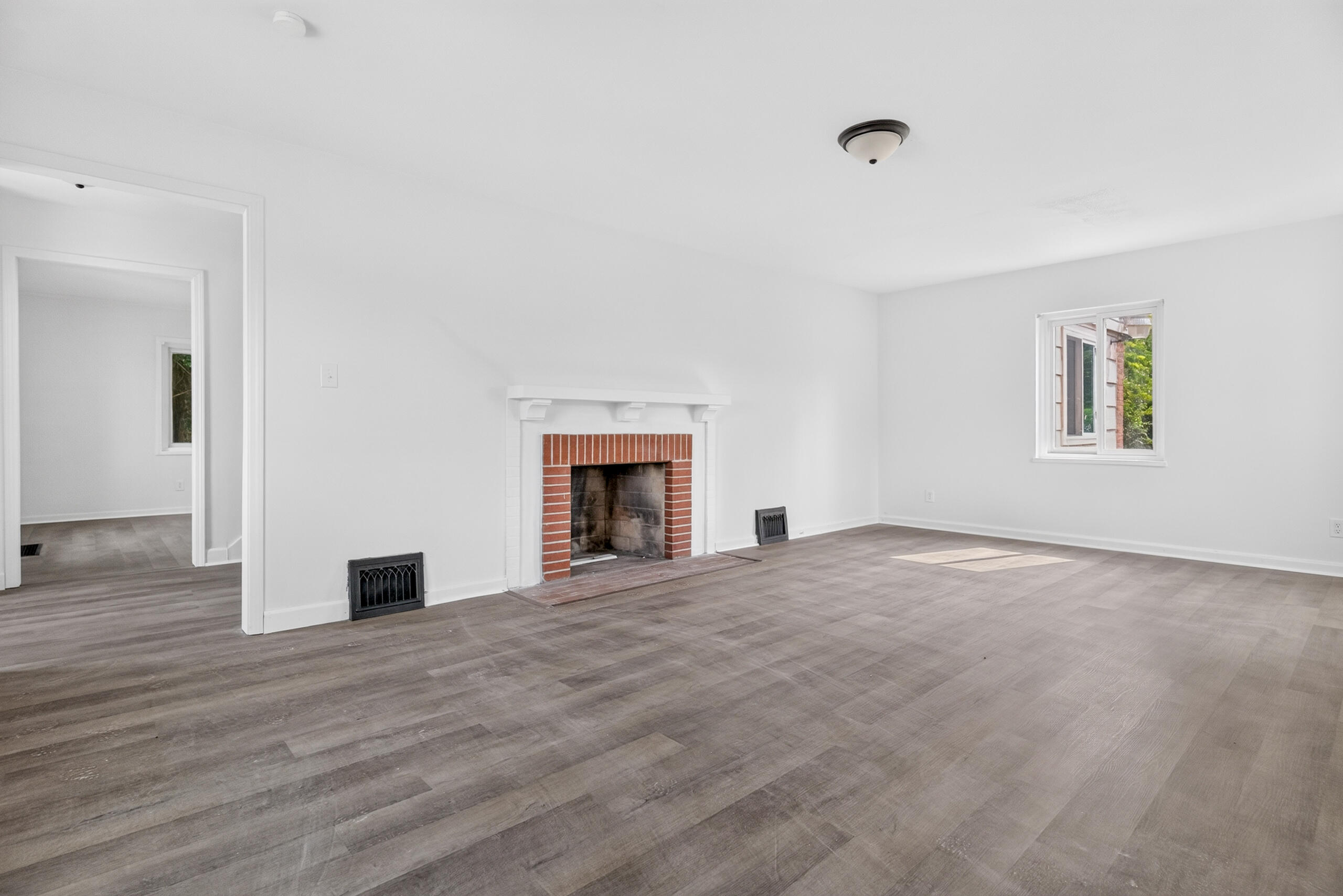 6937 Main, Dayton, Ohio 45415