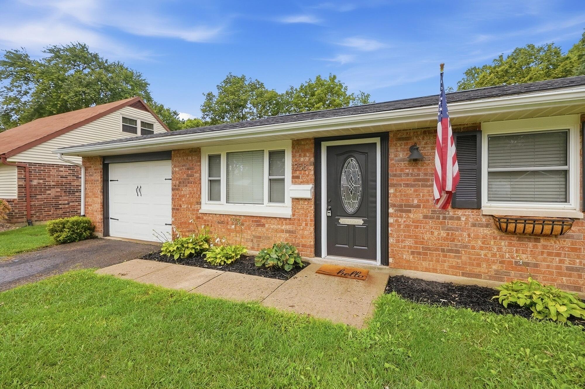 1258 Skylark, Troy, Ohio 45373