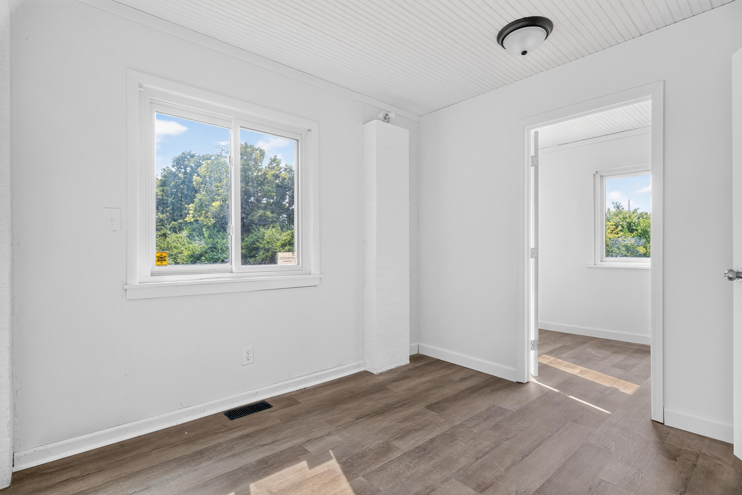 6937 Main, Dayton, Ohio 45415