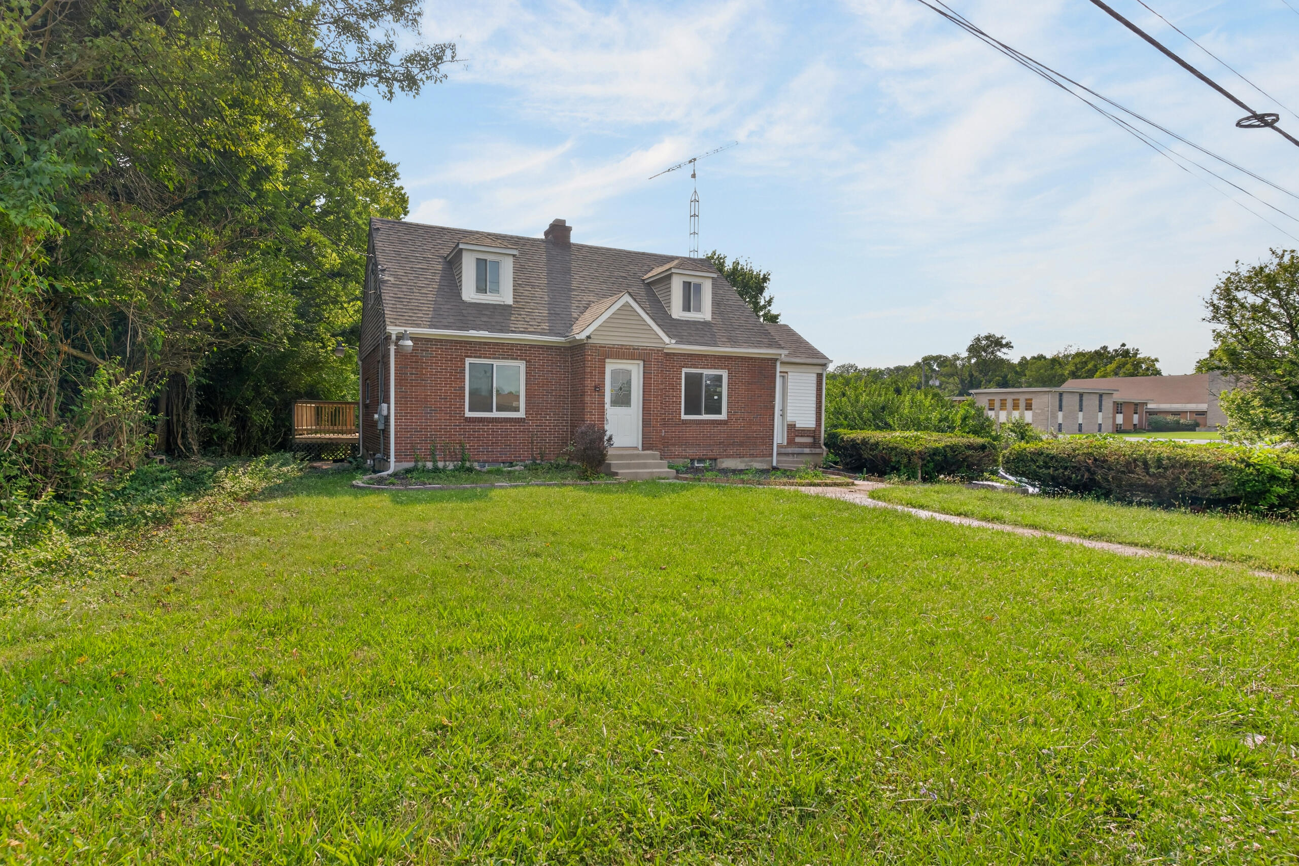 6937 Main, Dayton, Ohio 45415
