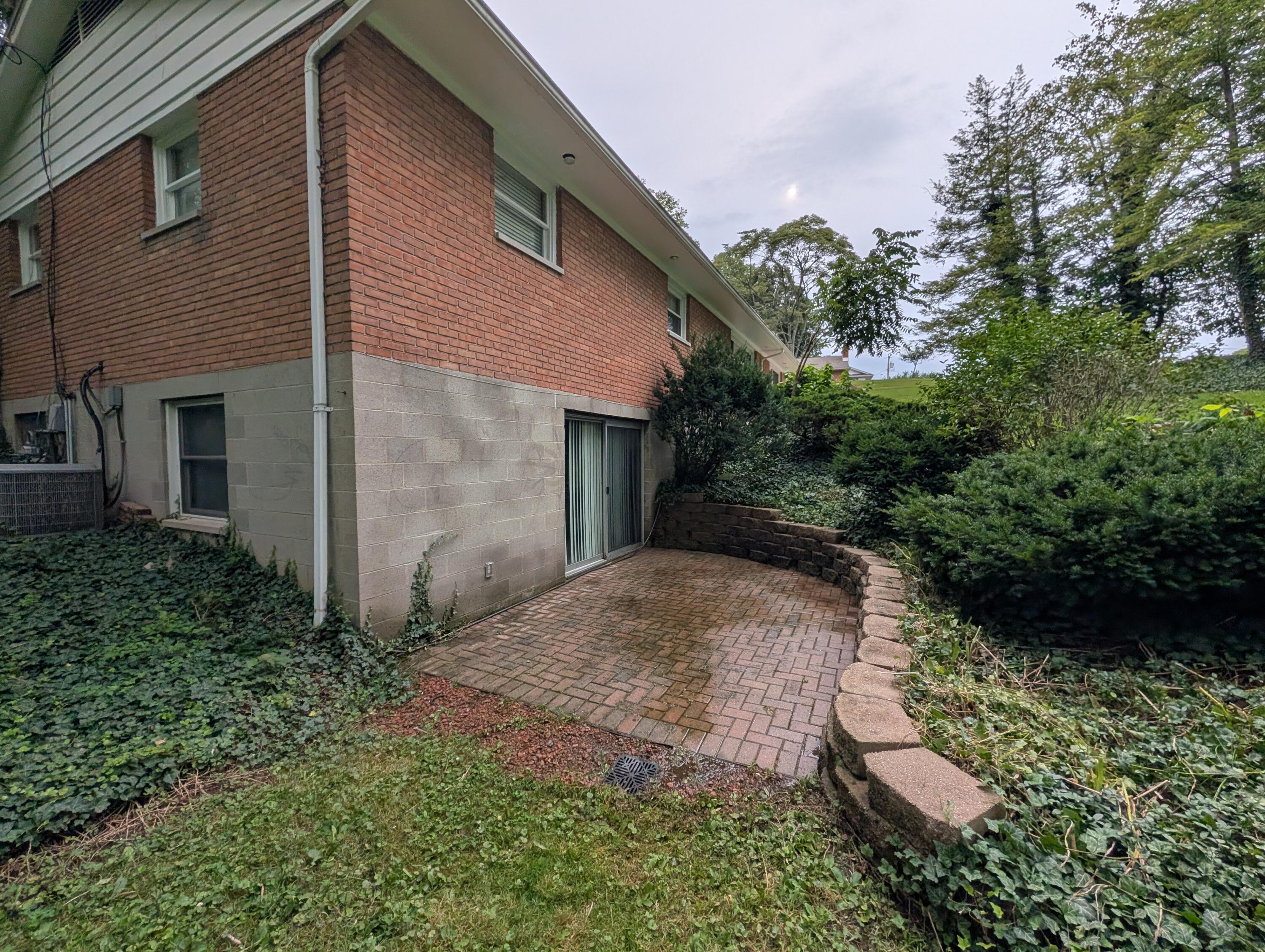 540 Kossuth, Sidney, Ohio 45365
