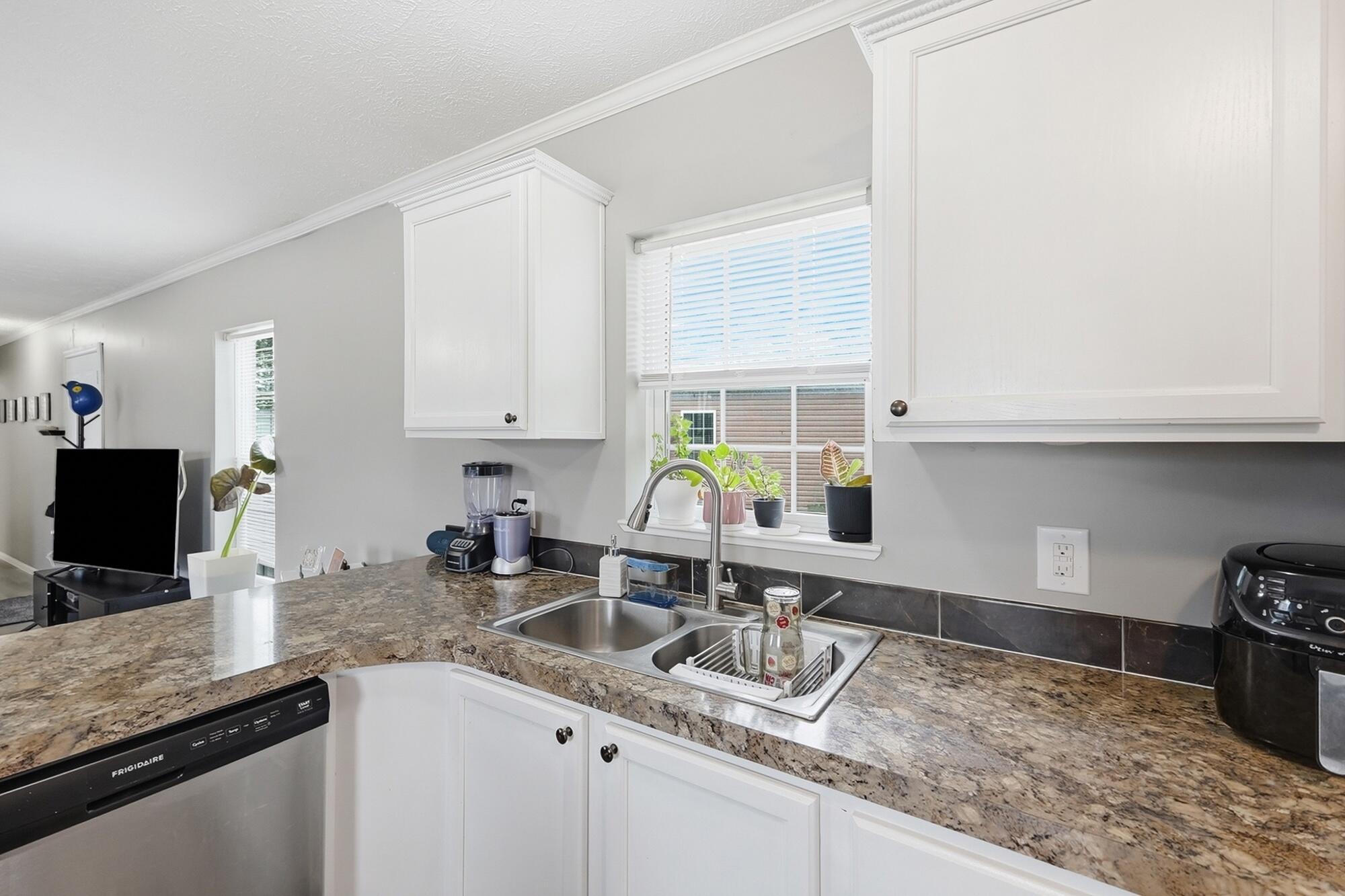 4100 Troy, Springfield, Ohio 45502