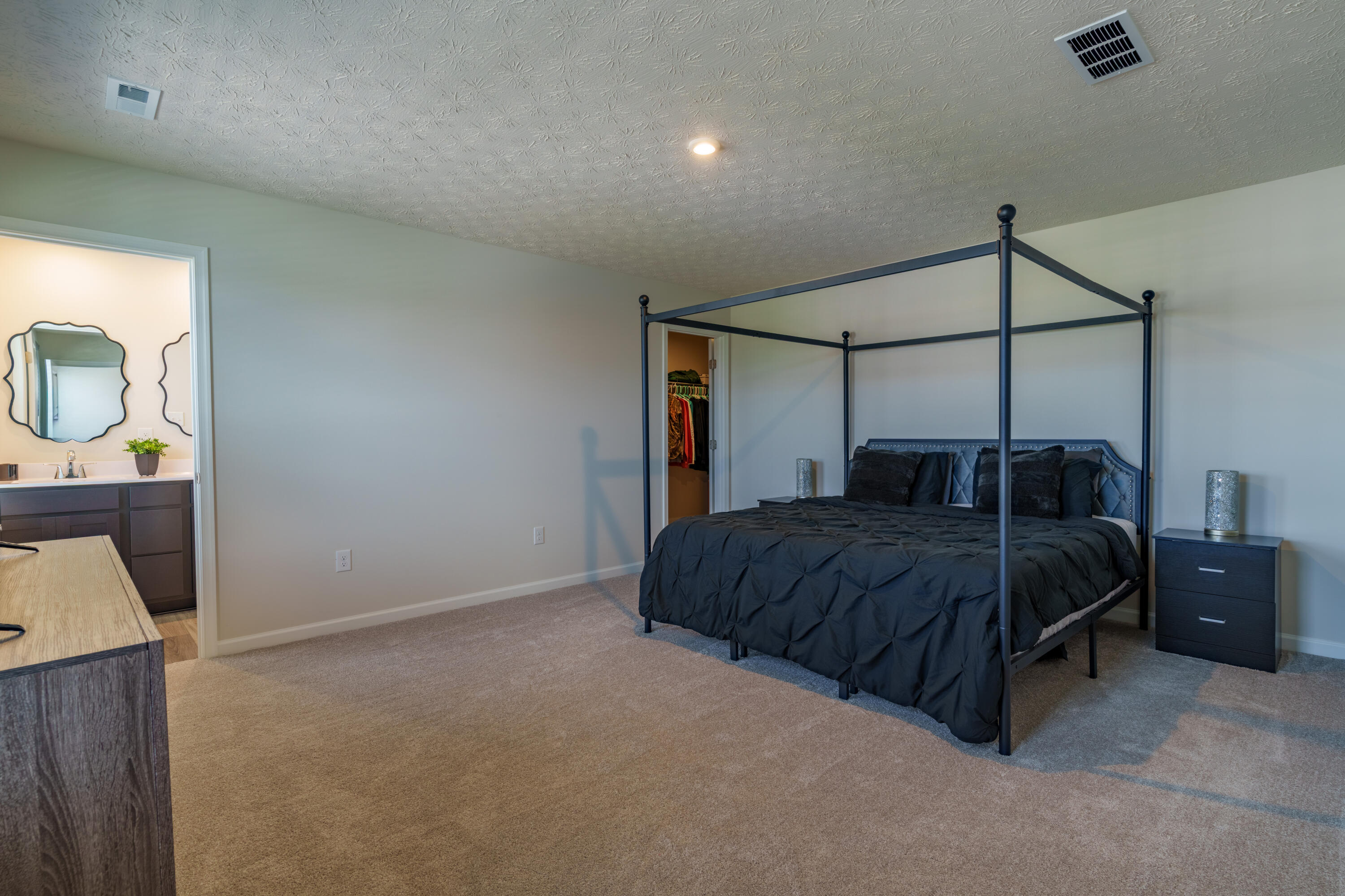 1423 Silverleaf Oak, Sidney, Ohio 45365