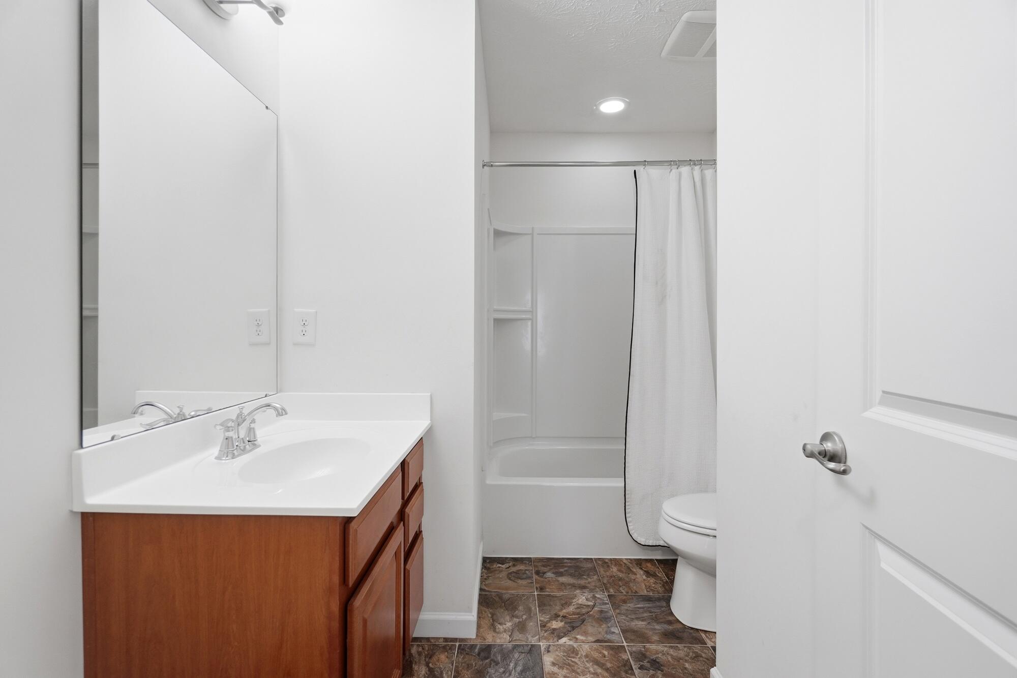 114 Shoemaker, Vandalia, Ohio 45377