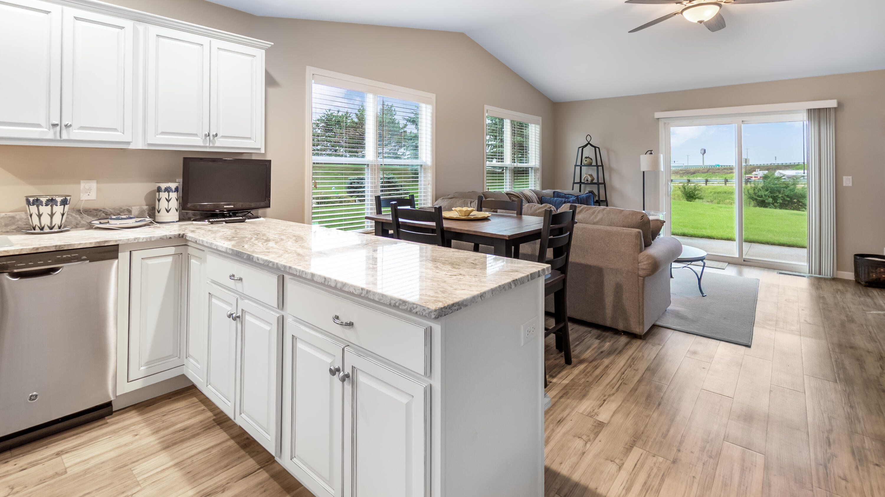 1571 Cumberland, Sidney, Ohio 45365