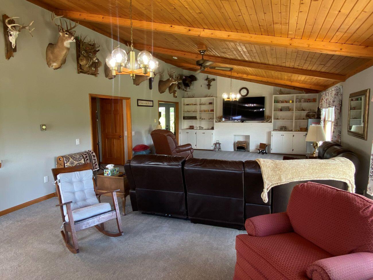 2881 County Road 130, Bellefontaine, Ohio 43311
