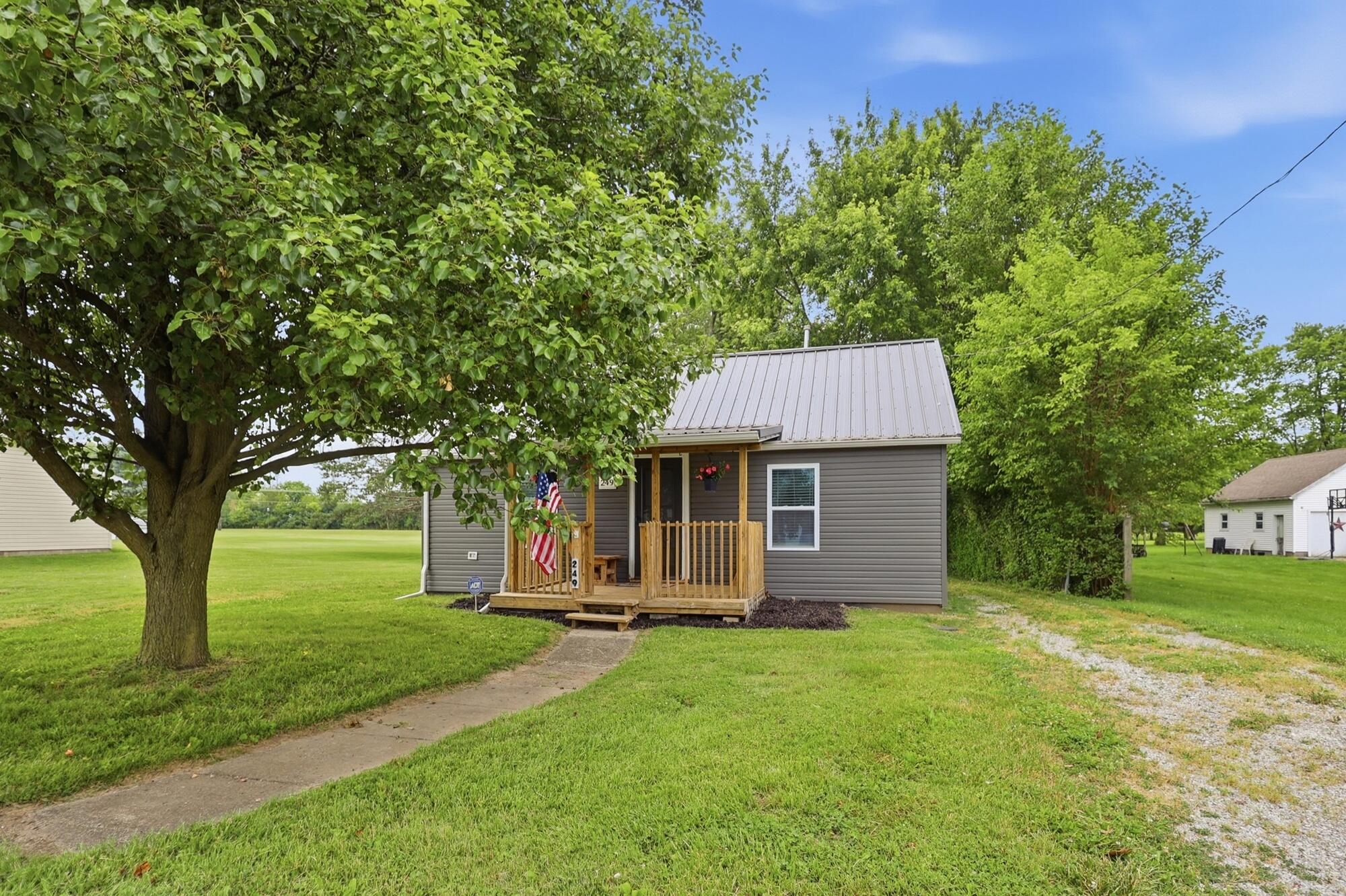 249 Mound, South Charleston, Ohio 45368