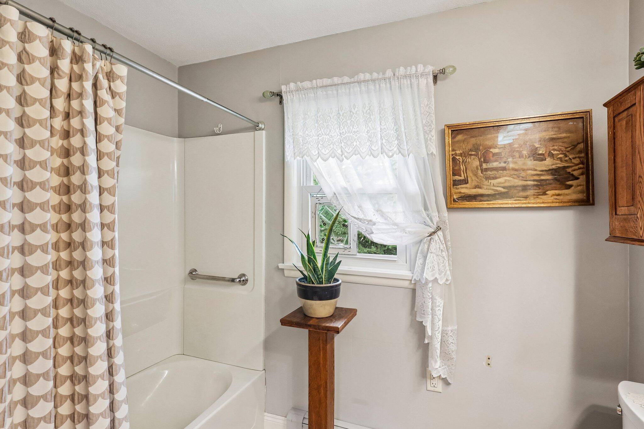 7514 State Route 121, Greenville, Ohio 45331