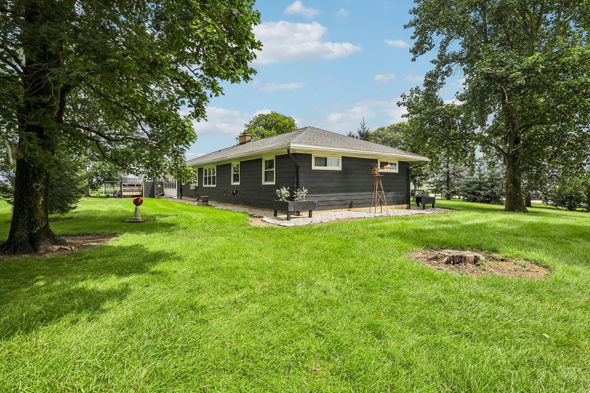 7514 State Route 121, Greenville, Ohio 45331