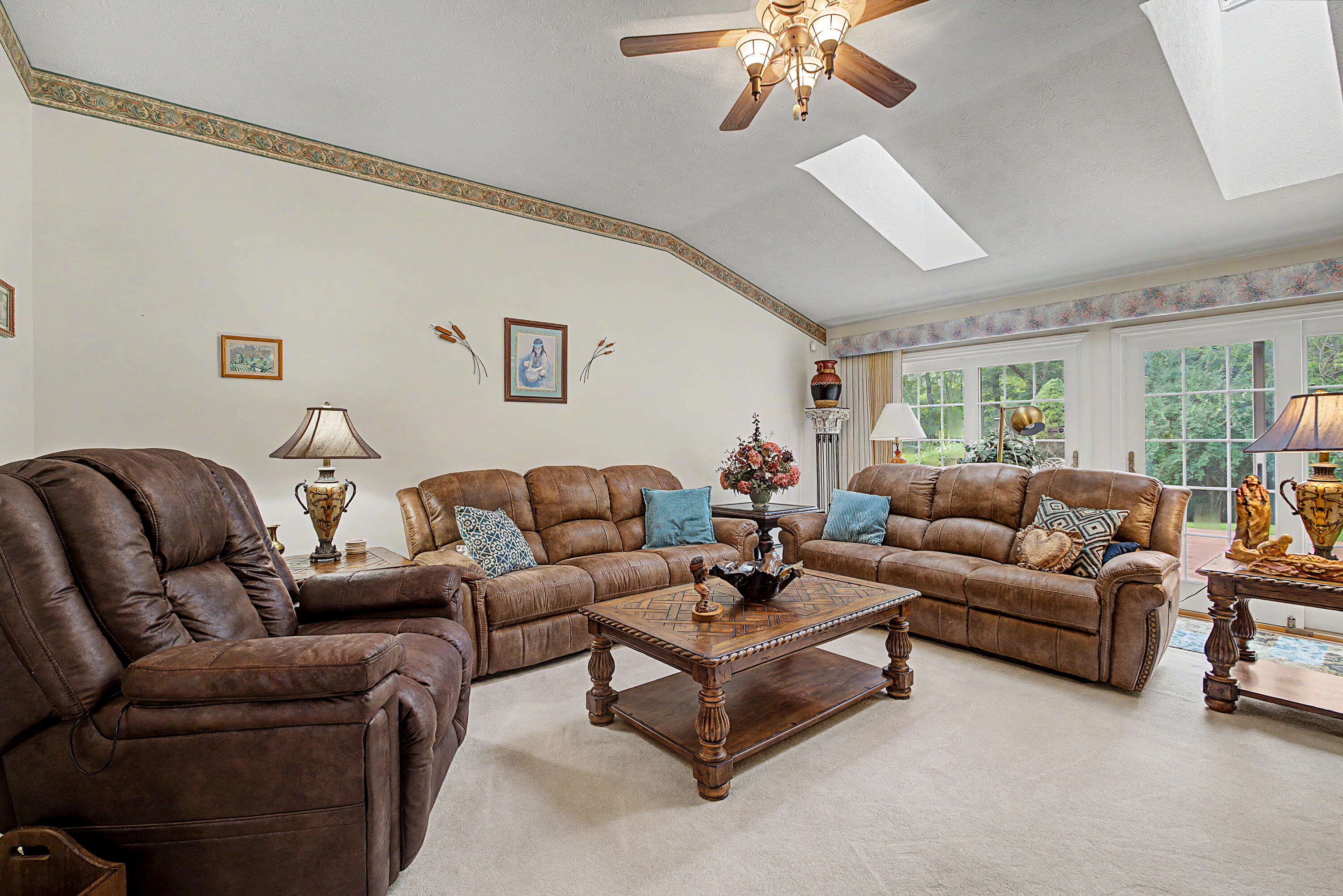 3845 Eva, Springfield, Ohio 45504