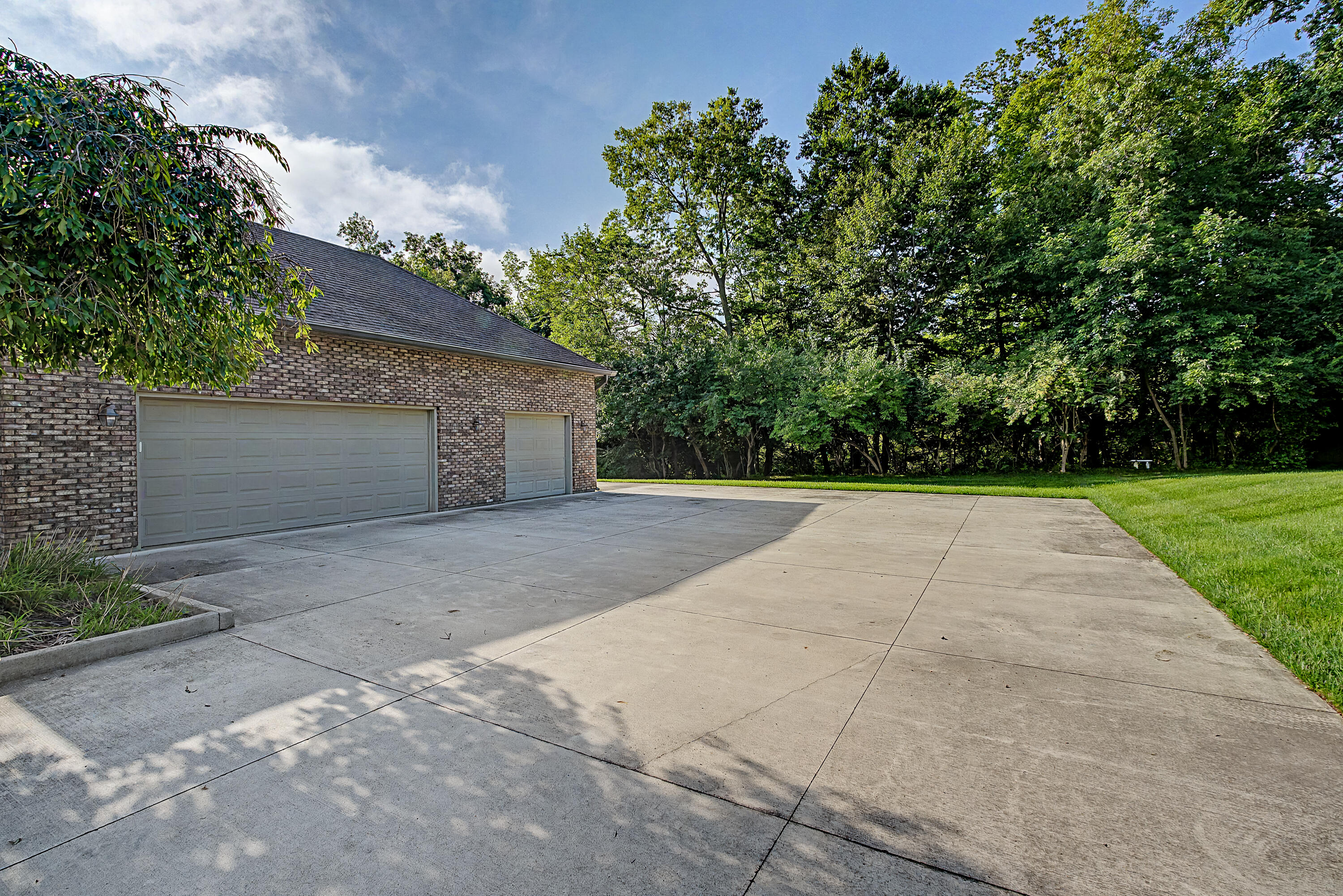3845 Eva, Springfield, Ohio 45504