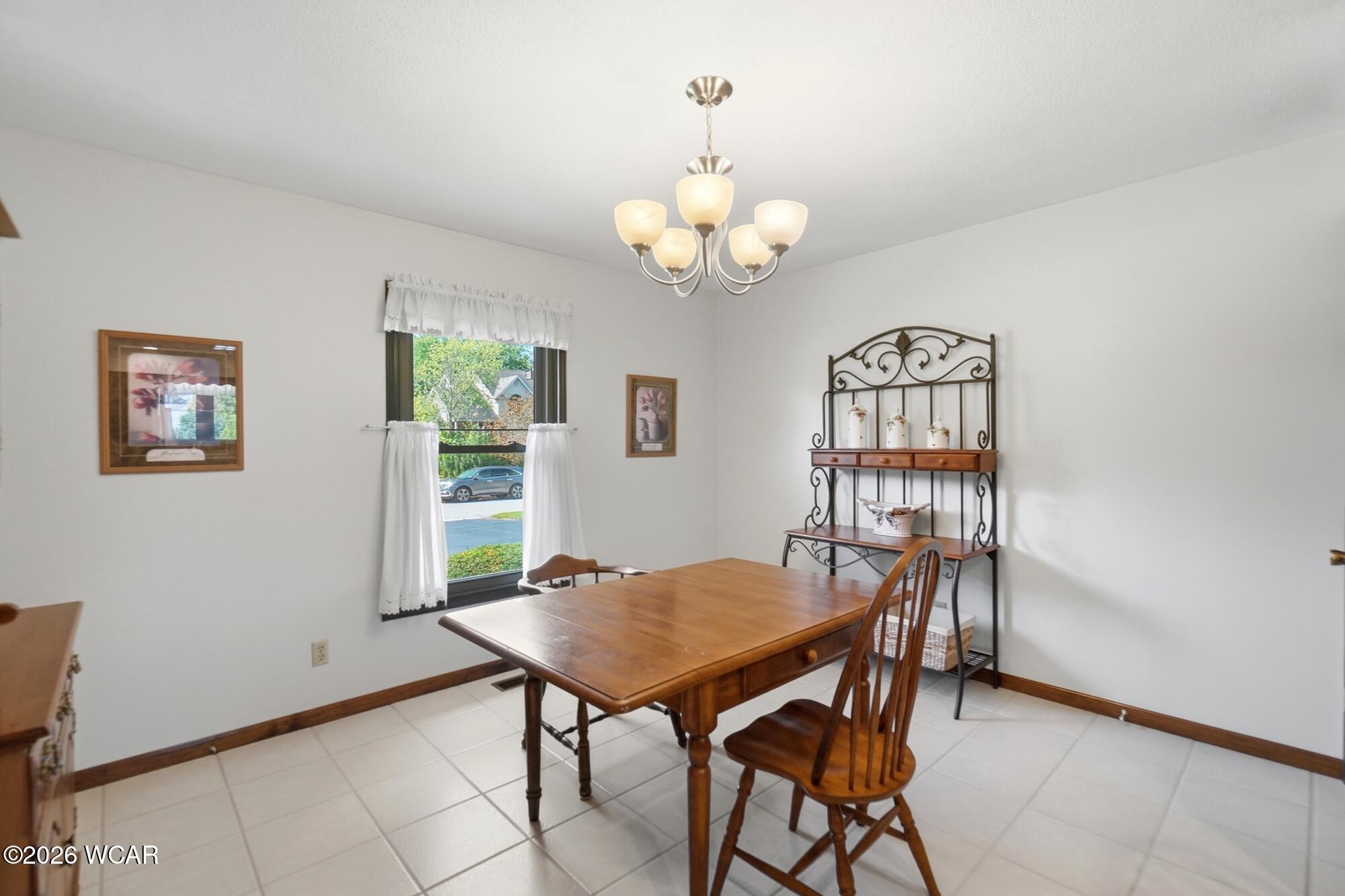 406 Coventry Drive, Findlay, Ohio