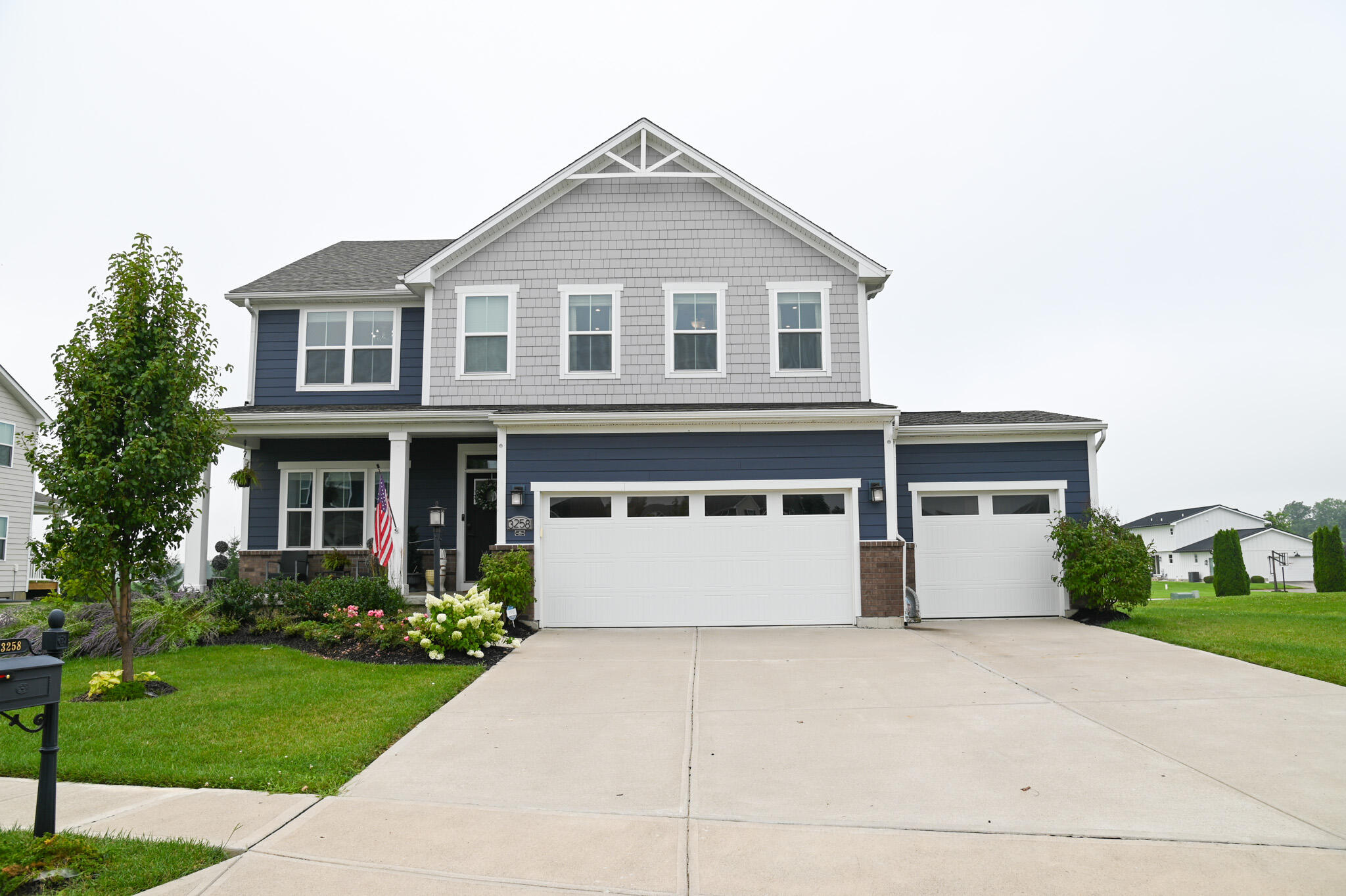 3258 Heatherstone, Troy, Ohio 45373