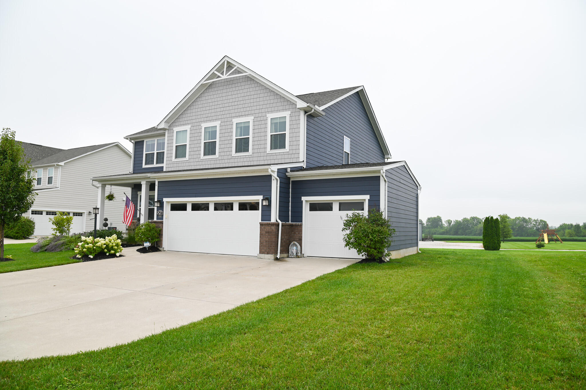 3258 Heatherstone, Troy, Ohio 45373
