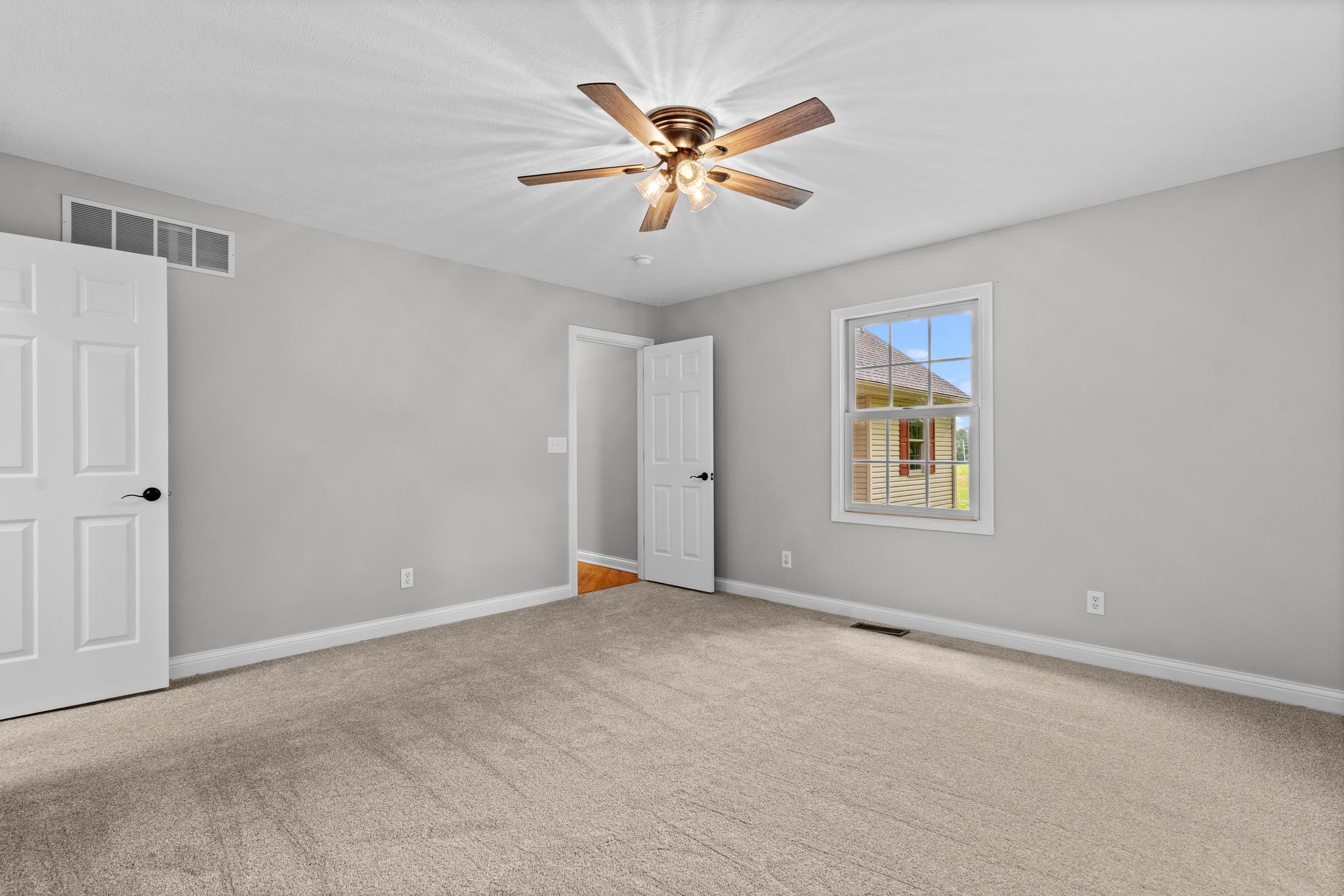 3000 Clayton, Springfield, Ohio 45502