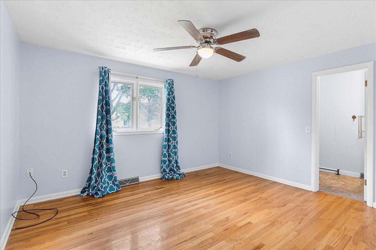 720 Cretcher, De Graff, Ohio 43318