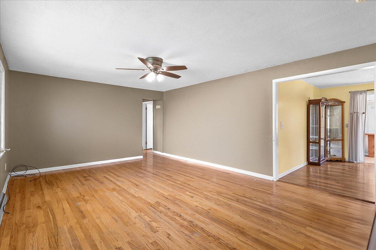 720 Cretcher, De Graff, Ohio 43318