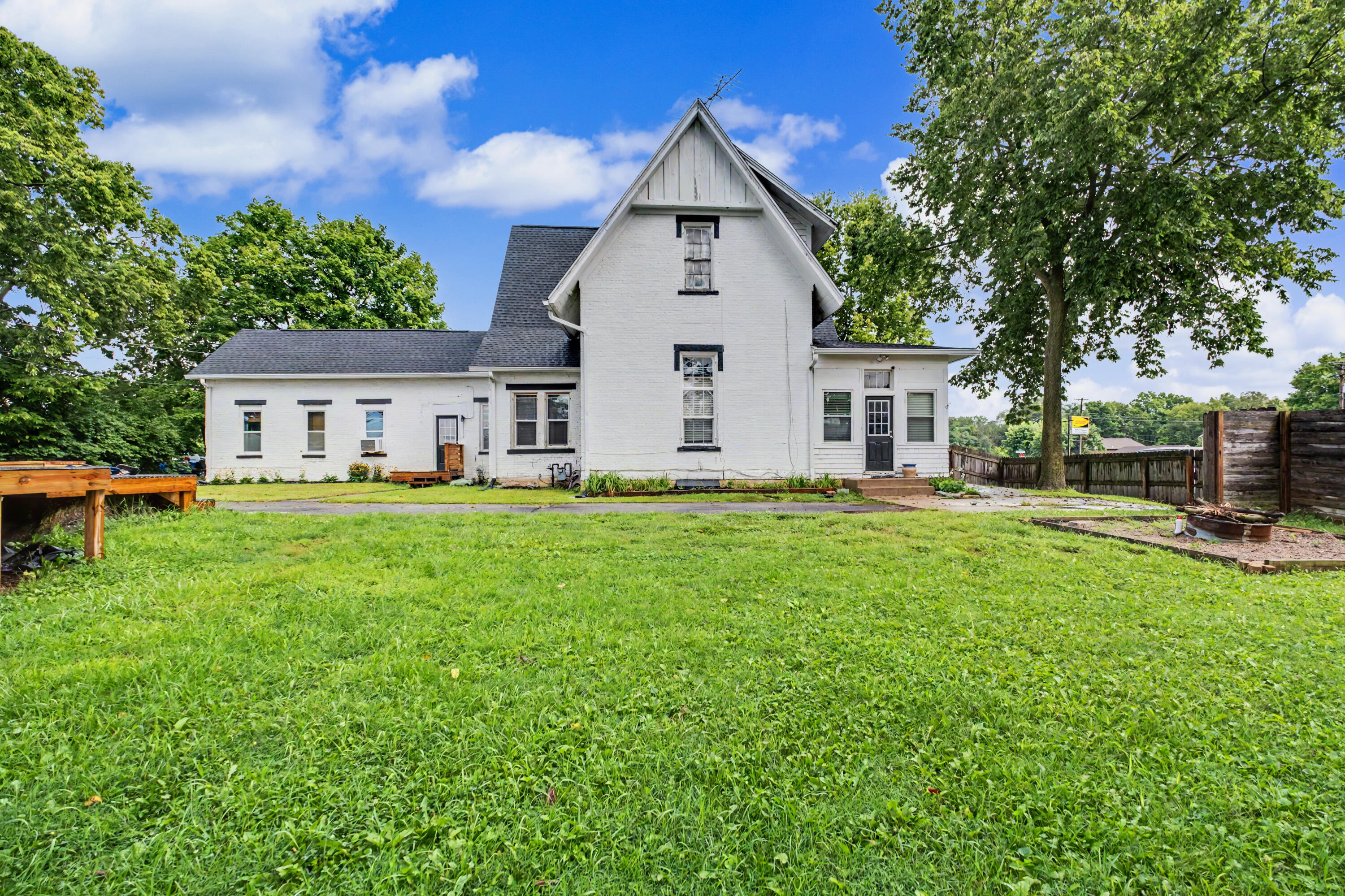 845 Harrison, Troy, Ohio 45373