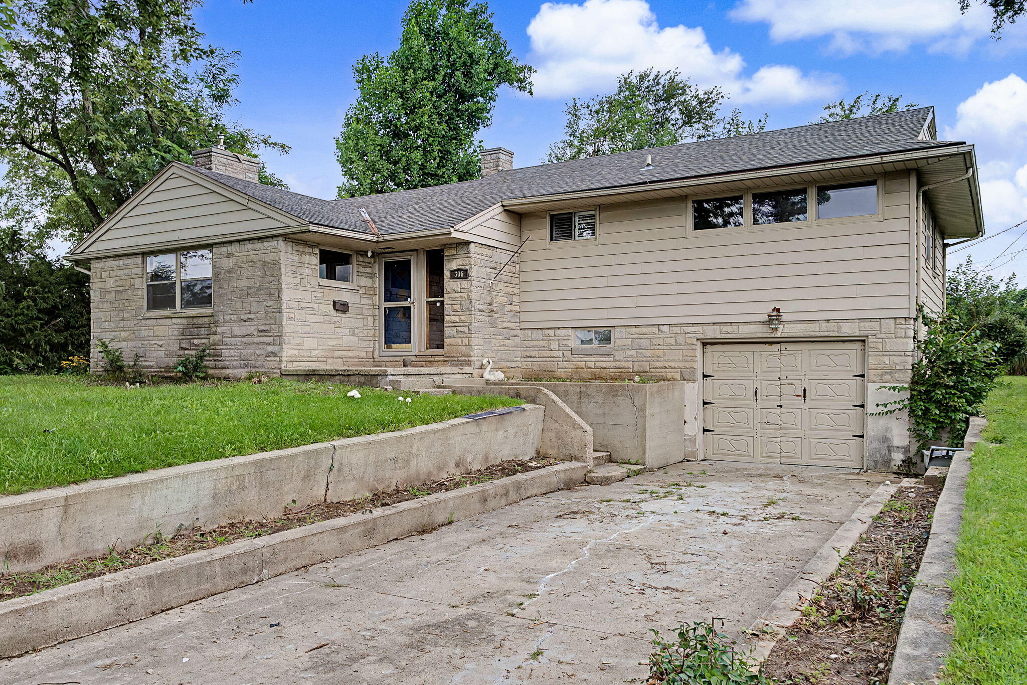 306 Meeker, Greenville, Ohio 45331