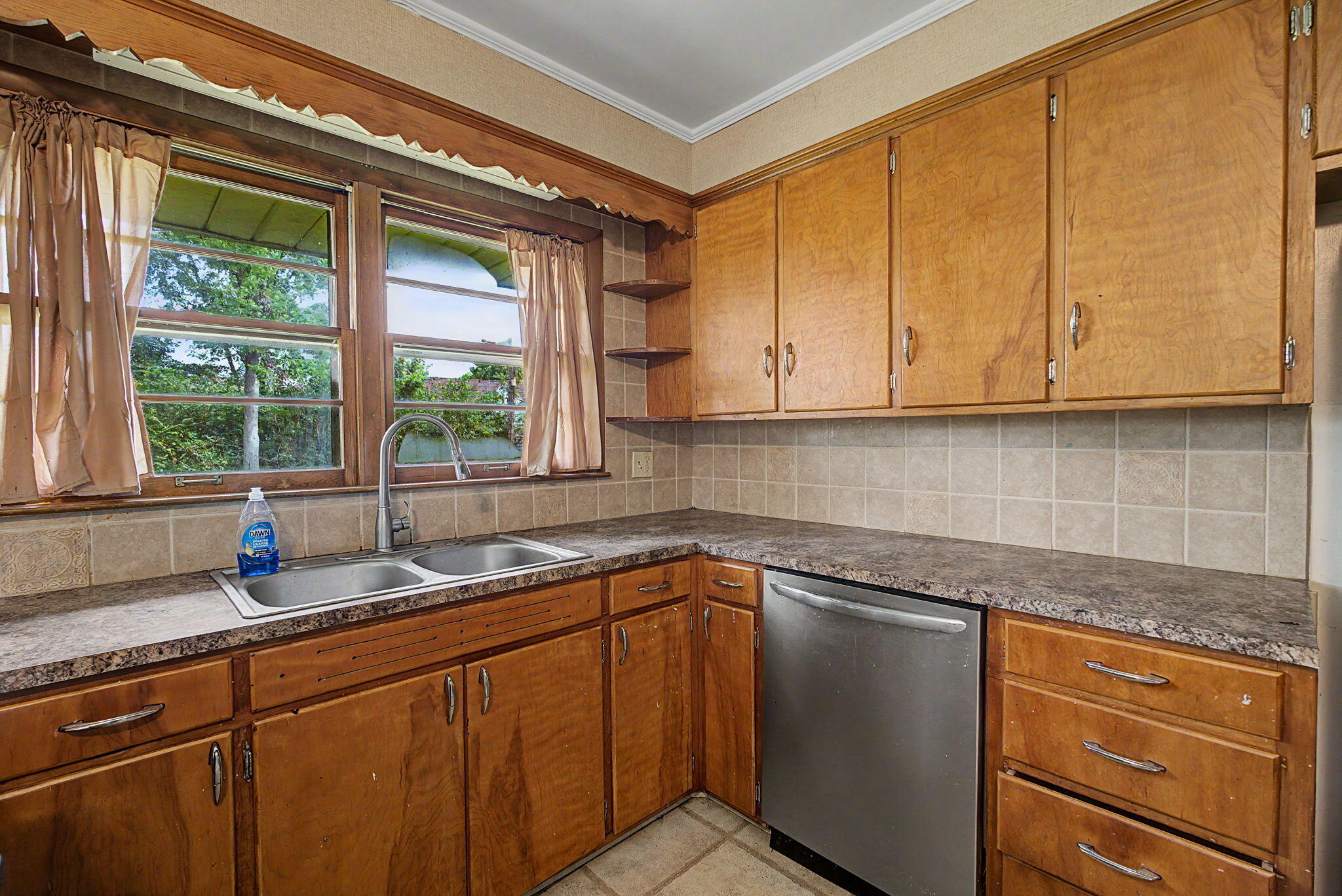 306 Meeker, Greenville, Ohio 45331