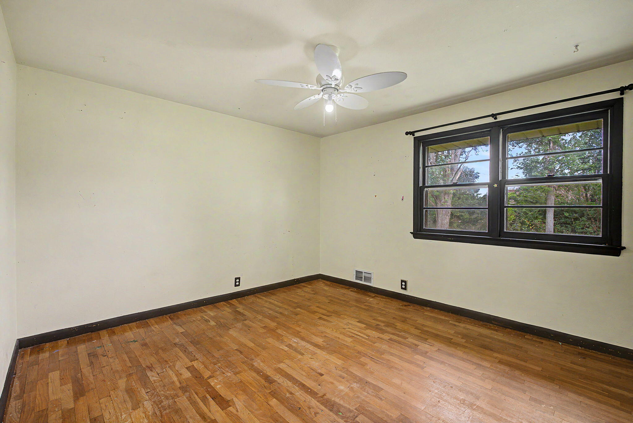 306 Meeker, Greenville, Ohio 45331