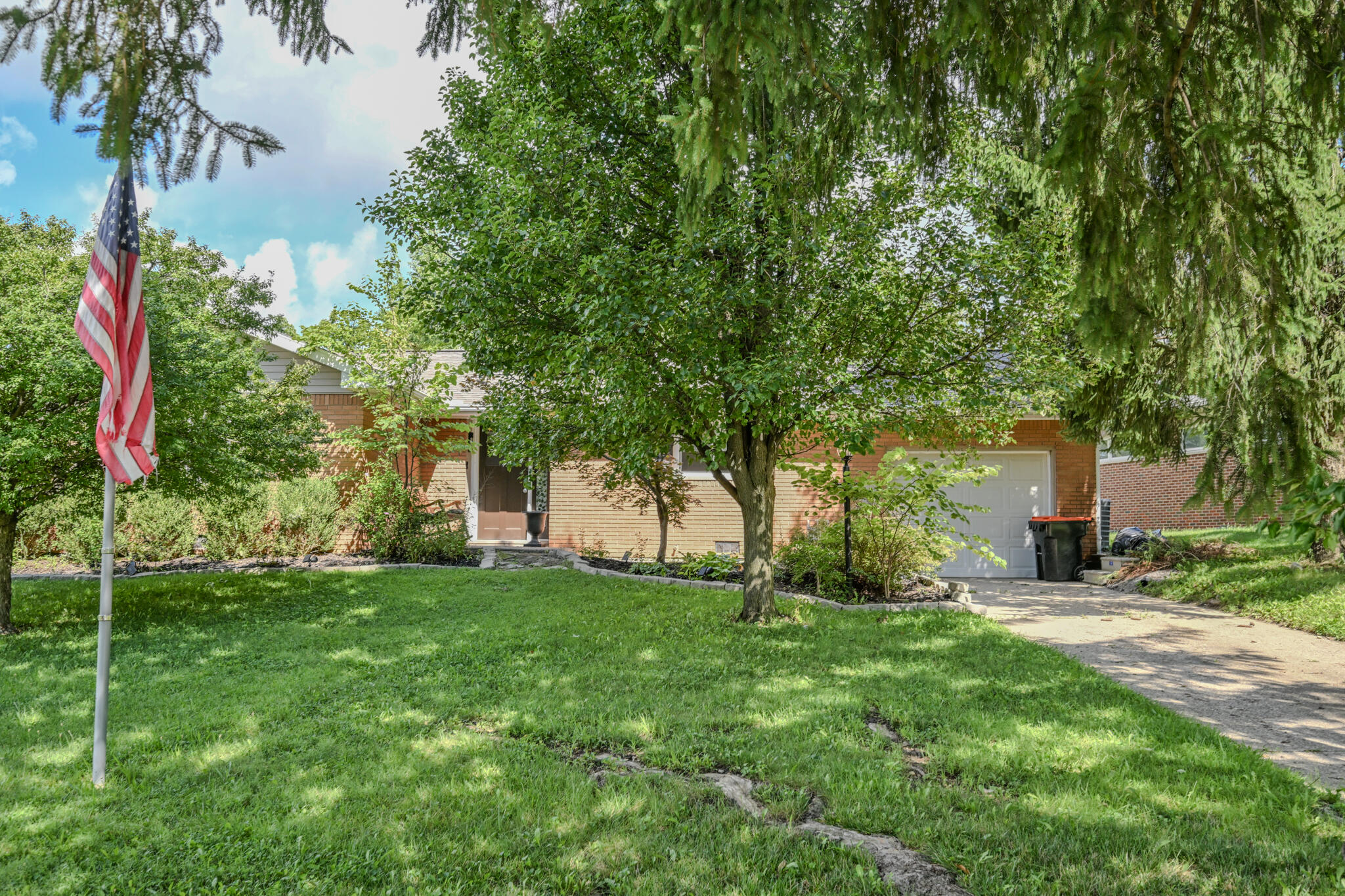 1939 Westgate, Springfield, Ohio 45504