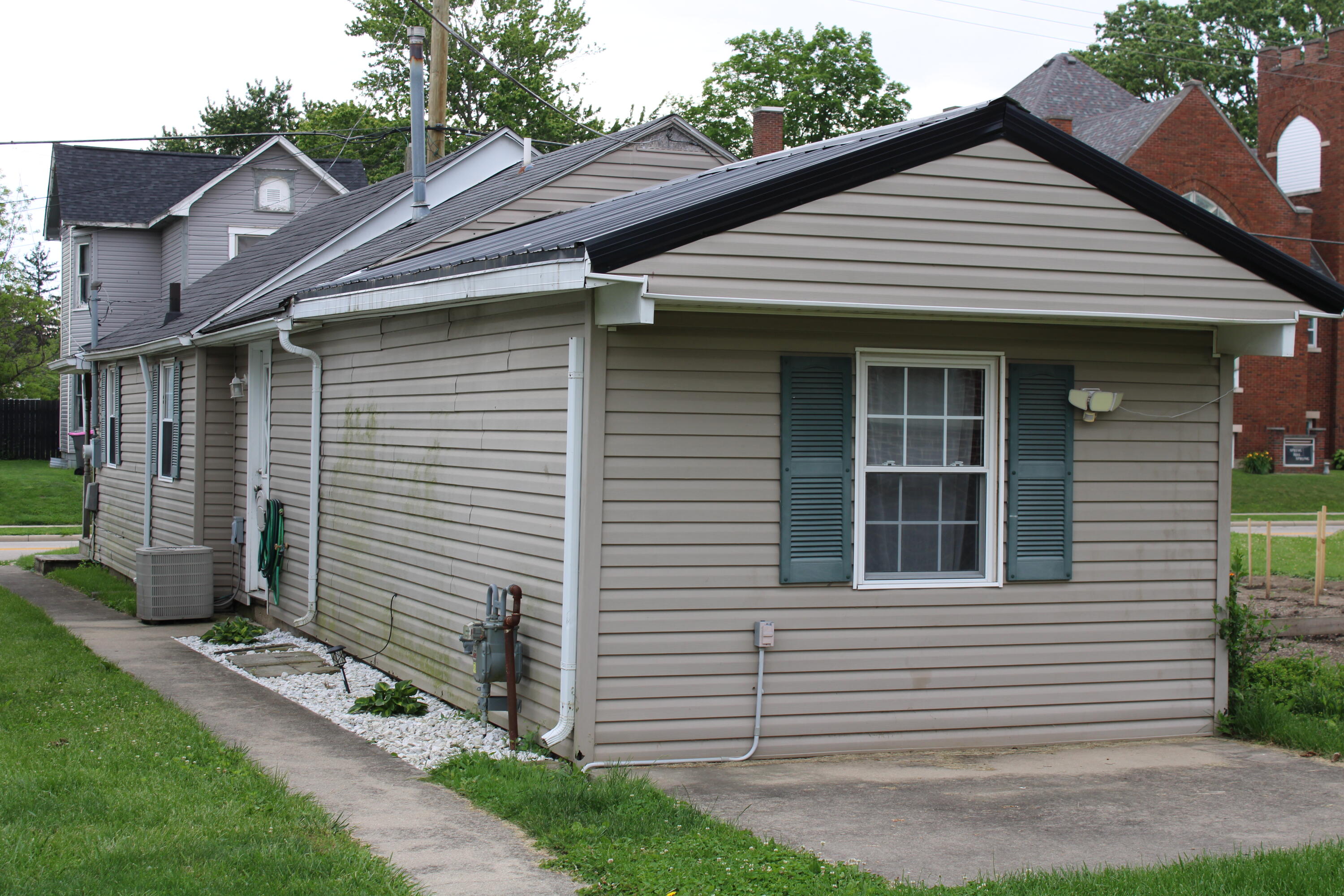 317 Miami, Bradford, Ohio 45308