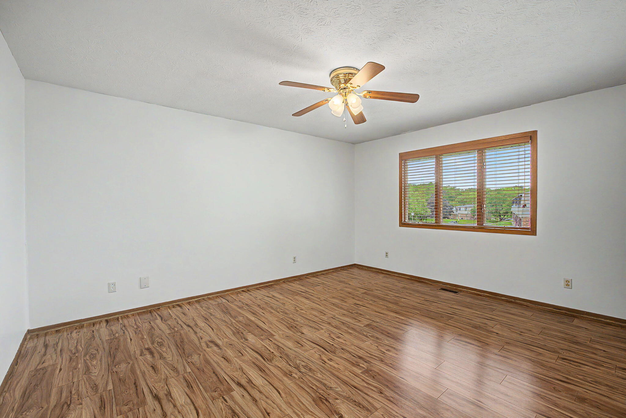 2939 Avery, Springfield, Ohio 45503